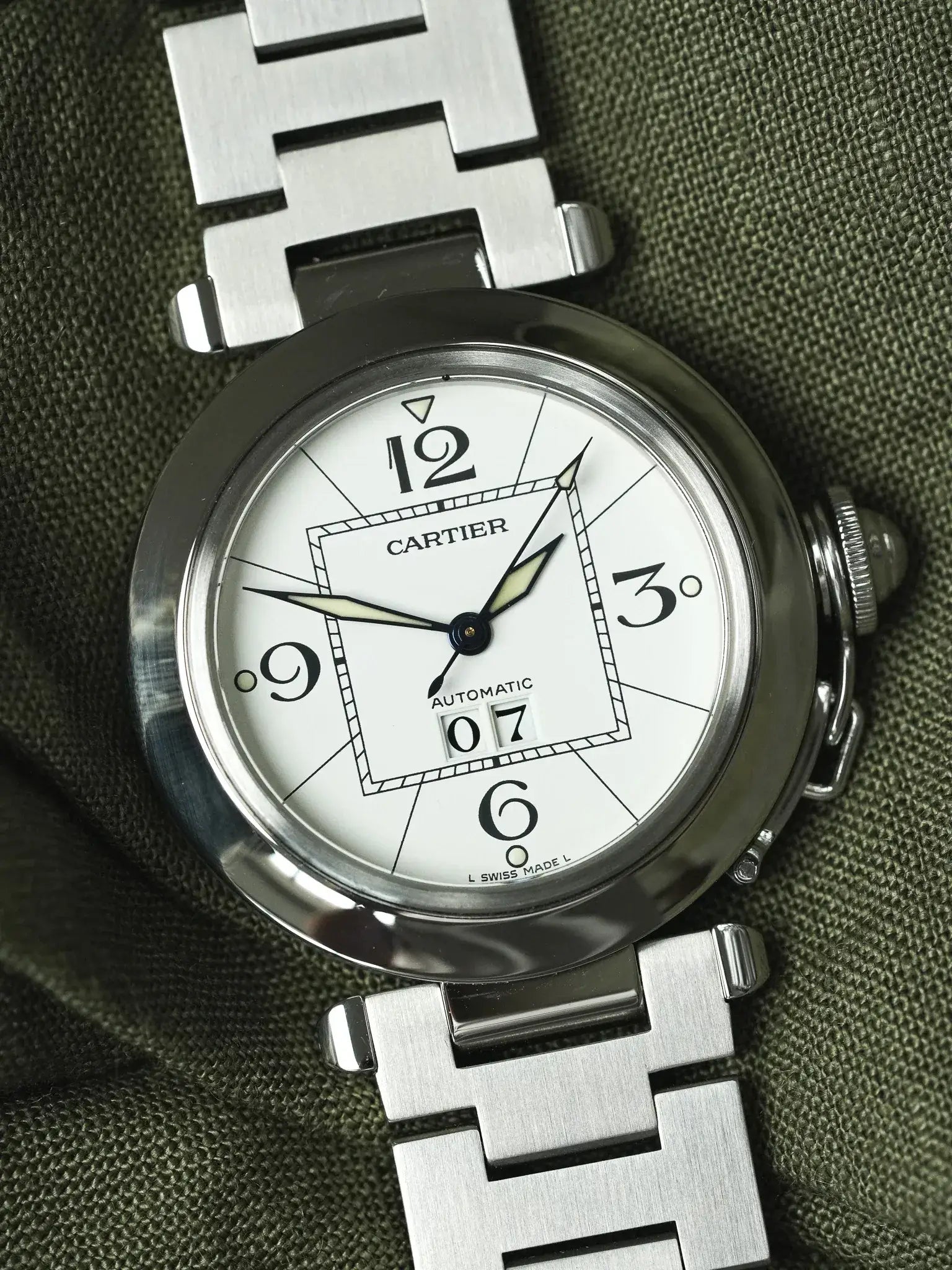 Cartier - Pasha 2475 Grande Date Blanc Acier 35mm - 2000s - Atelier Victor