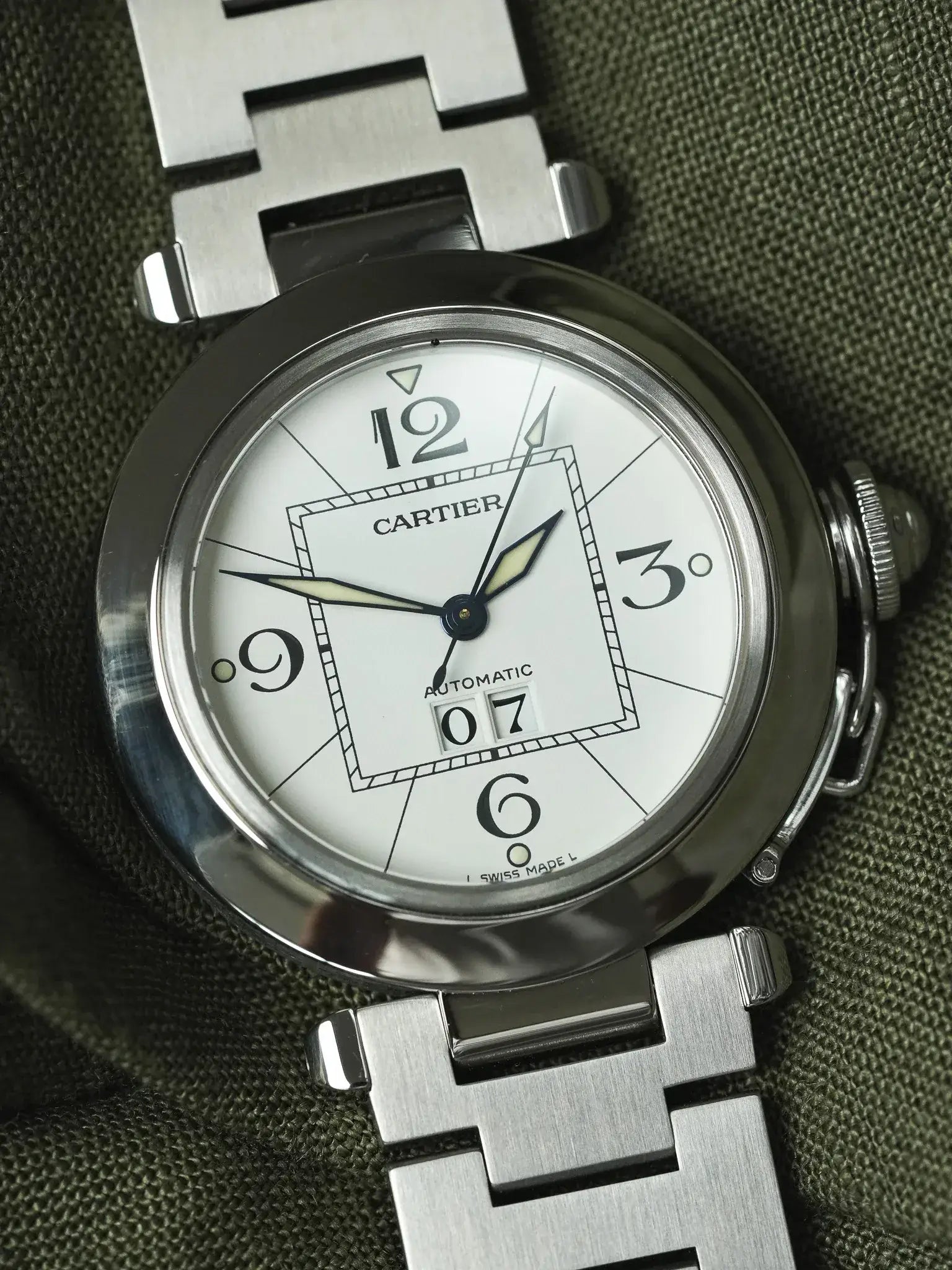 Cartier - Pasha 2475 Grande Date Blanc Acier 35mm - 2000s - Atelier Victor