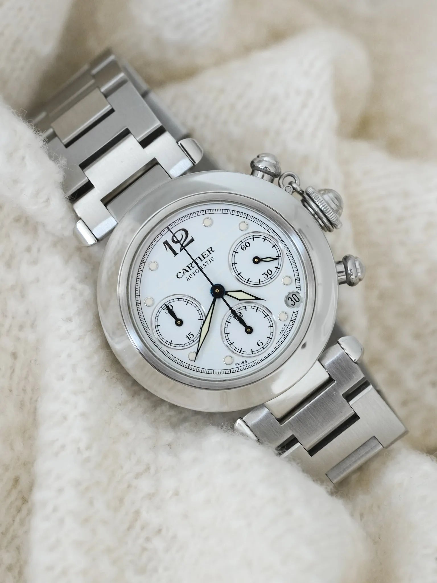 Cartier - Pasha Chronographe Blanc Quadrillé - 2000s - Atelier Victor Paris - Vintage Watch Shop Dubai