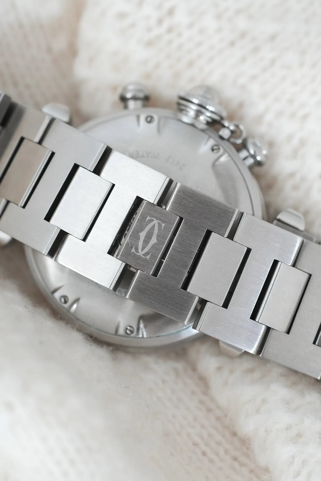 Cartier - Pasha Chronographe Blanc Quadrillé - 2000s - Atelier Victor Paris - Vintage Watch Shop Dubai