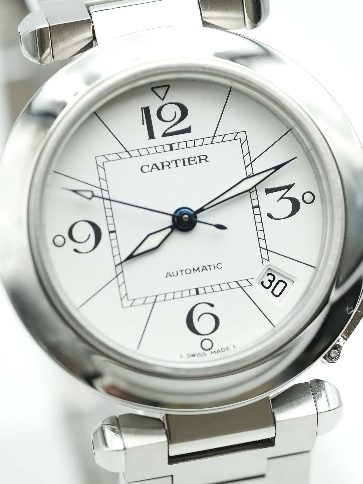 Cartier - Pasha Date 35mm Cadran blanc - 2000s - Atelier Victor - Vintage  Shop
