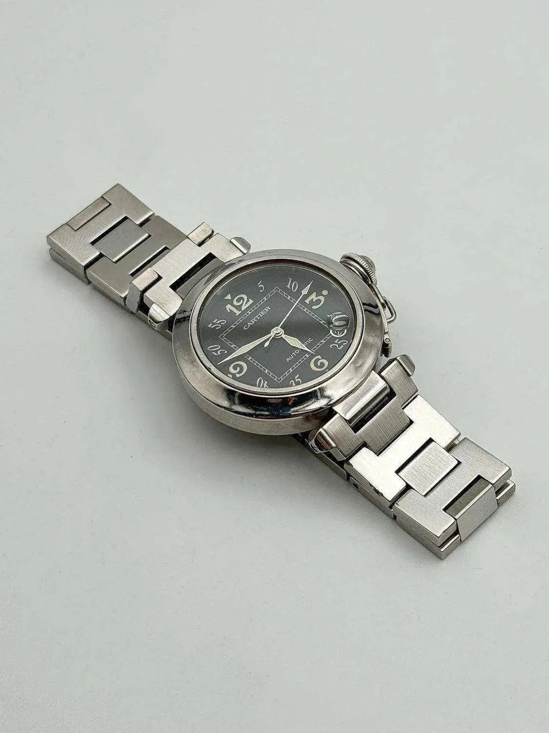 Cartier - Pasha Date cadran noir - 2000s - Atelier Victor Paris - Vintage Watch Shop Dubai