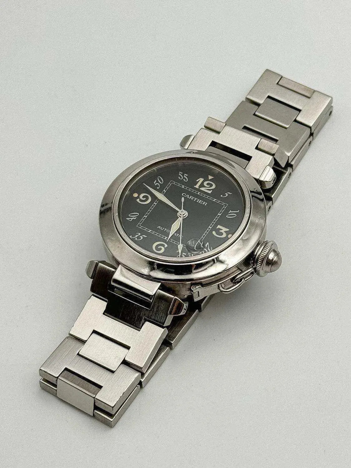 Cartier - Pasha Date cadran noir - 2000s - Atelier Victor Paris - Vintage Watch Shop Dubai