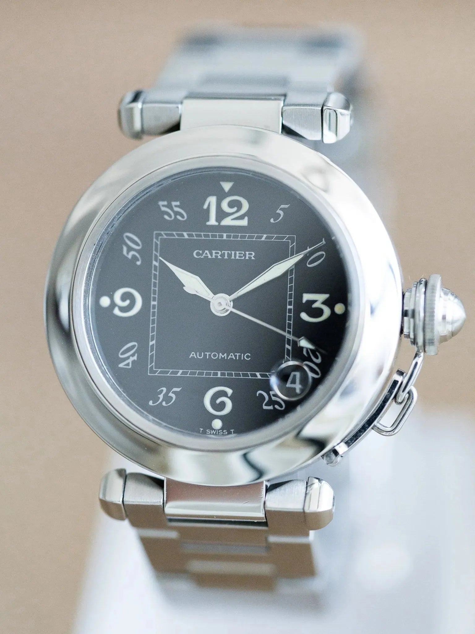 Cartier - Pasha Date Noir - 2000s - Atelier Victor Paris - Vintage Watch Shop Dubai