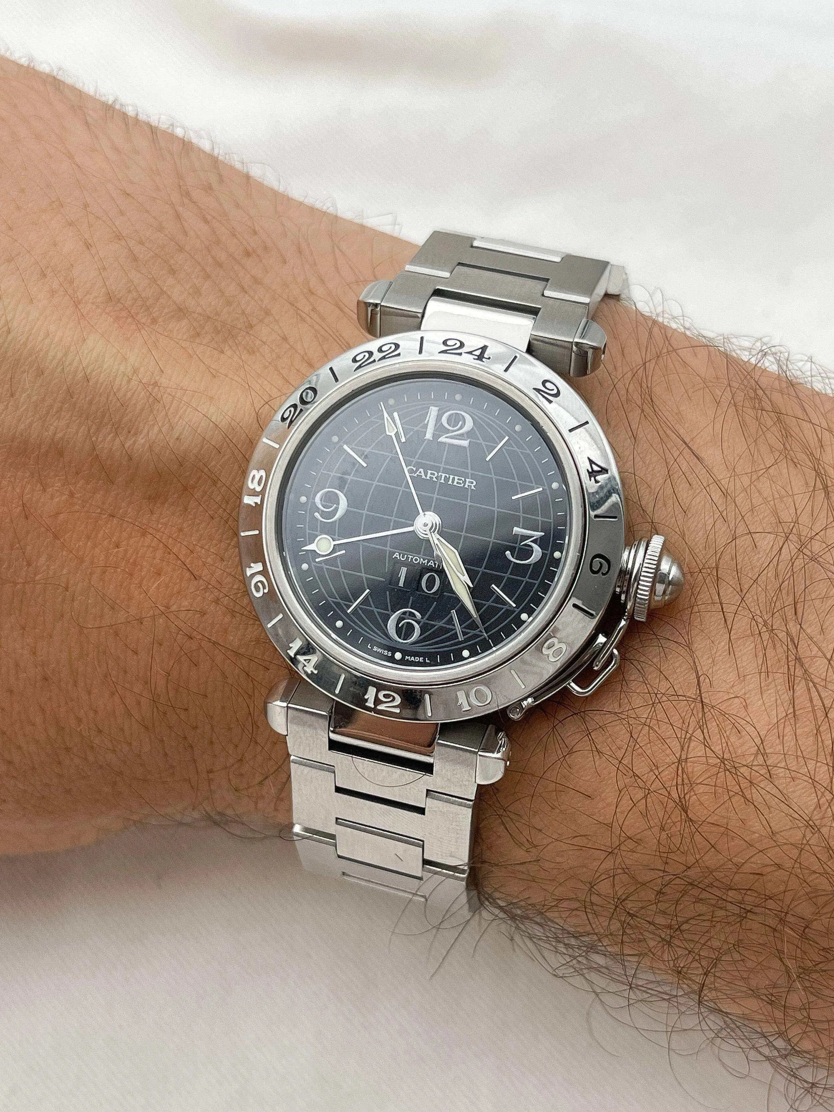Cartier - Pasha GMT Noir 35mm - full set - 2004 - Atelier Victor Paris - Vintage Watch Shop Dubai