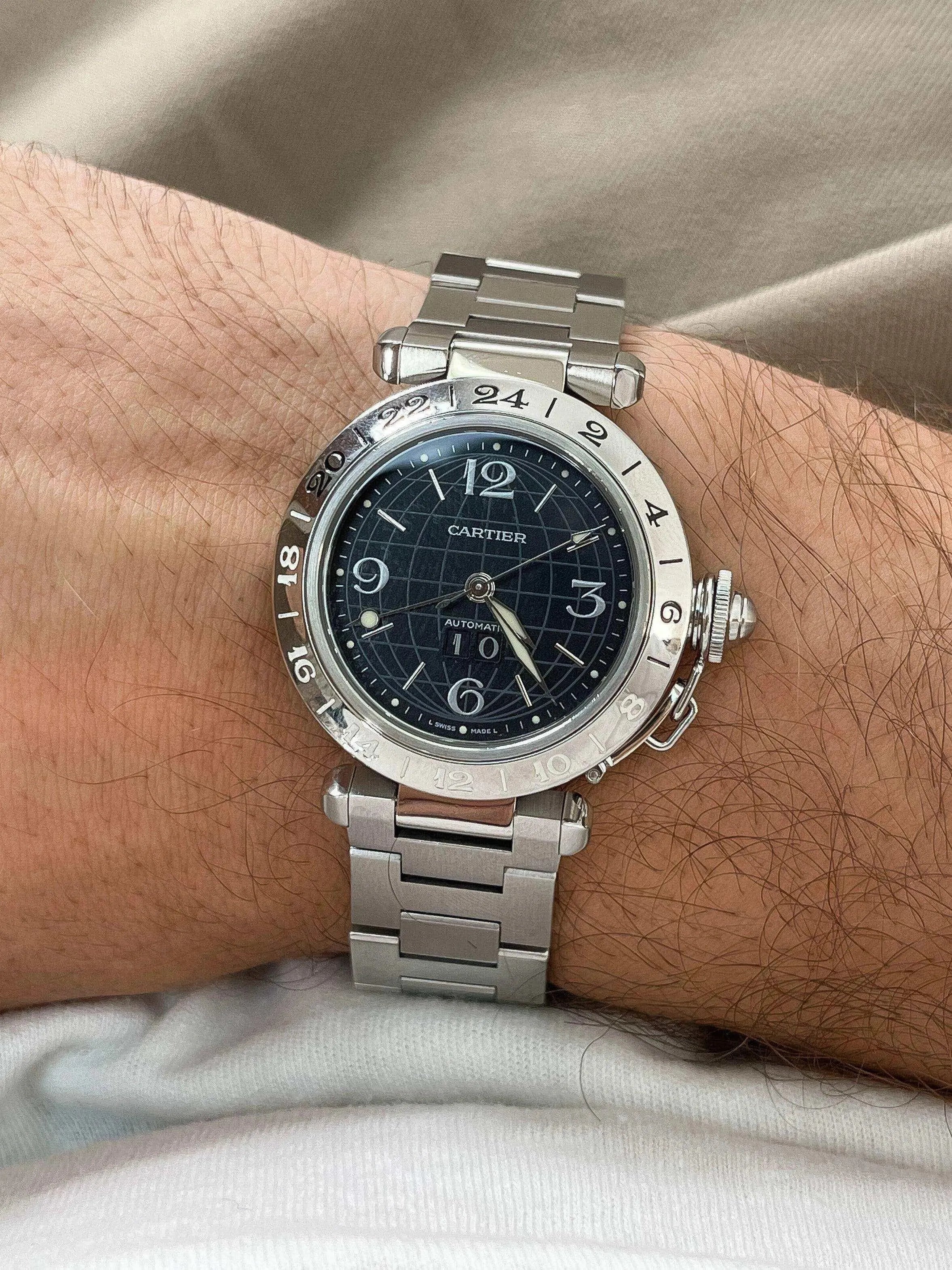 Cartier - Pasha GMT Noir 35mm - full set - 2004 - Atelier Victor Paris - Vintage Watch Shop Dubai