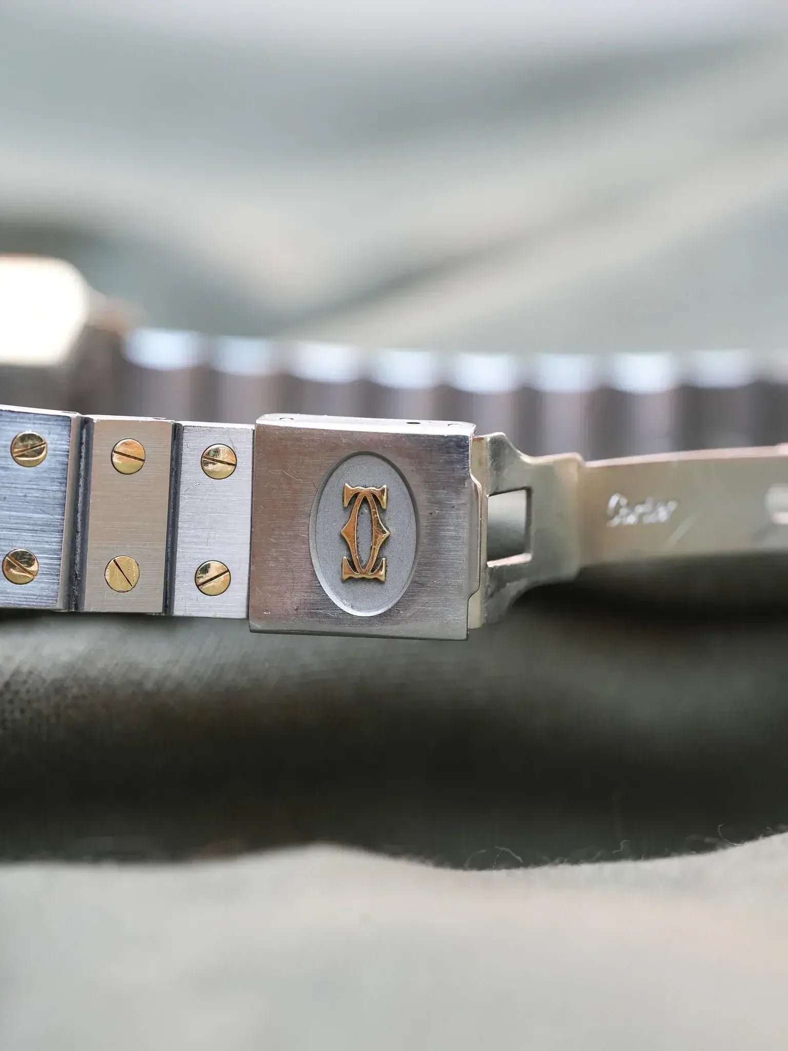 Cartier - La fameuse Santos 2961 or et acier - 1980s - Atelier Victor