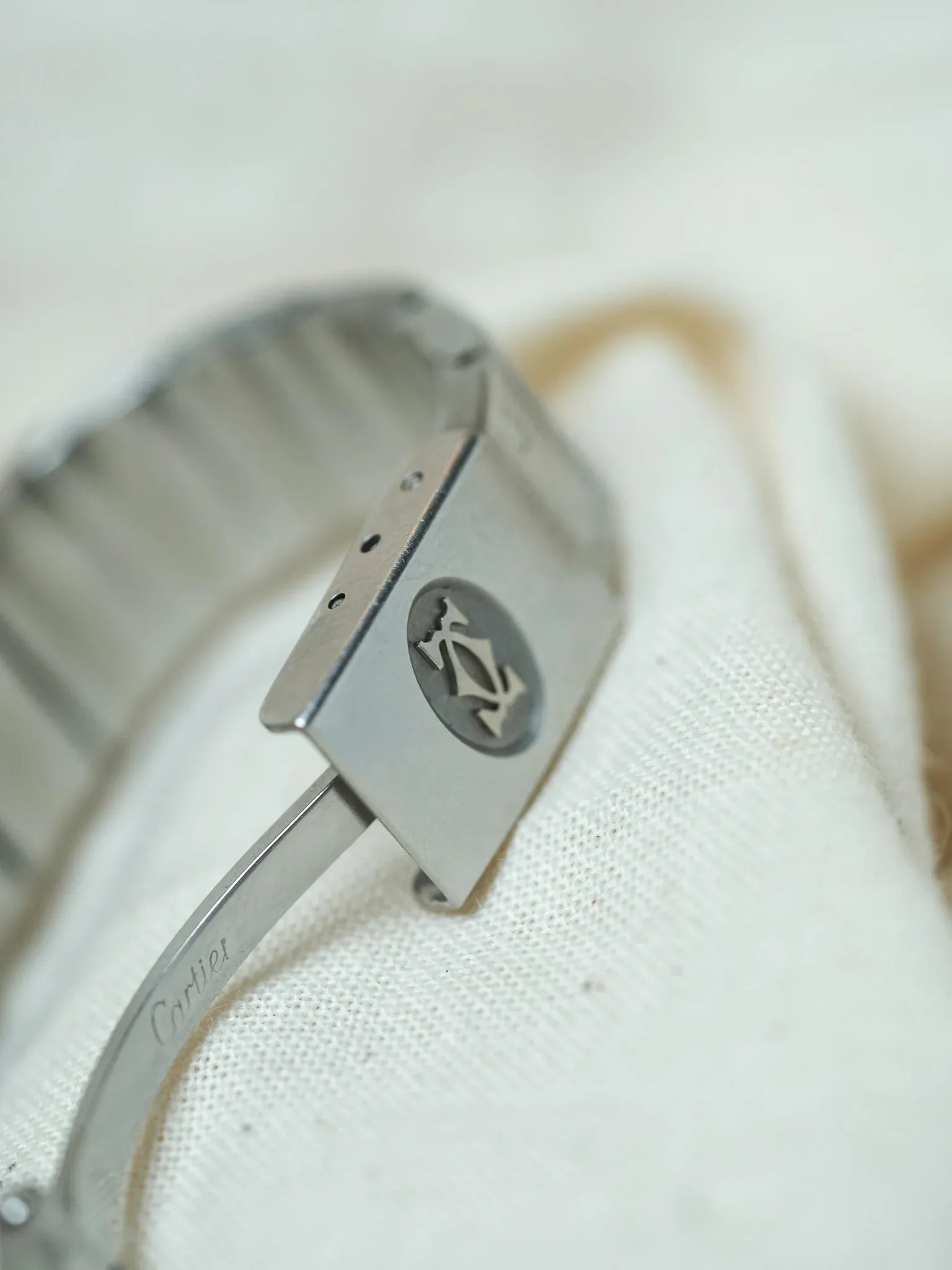 Cartier - Santos 9057 Acier chiffres romain bleu 24mm - Boite & Papier - 1991 - Atelier Victor