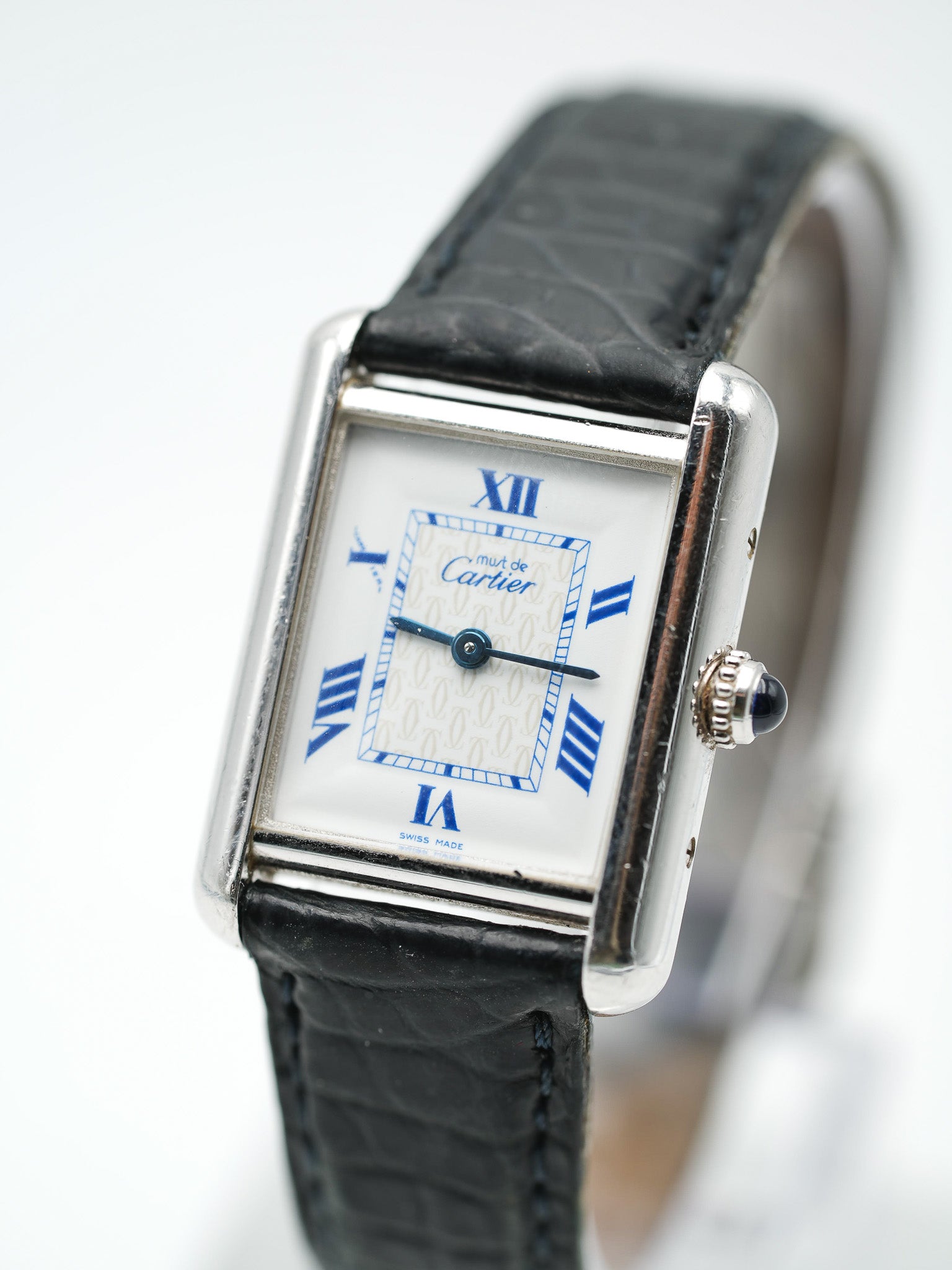 Cartier - Tank Must SM 2416 en argent massif index bleu - 1990s - Atelier Victor Paris - Vintage Watch Shop Dubai