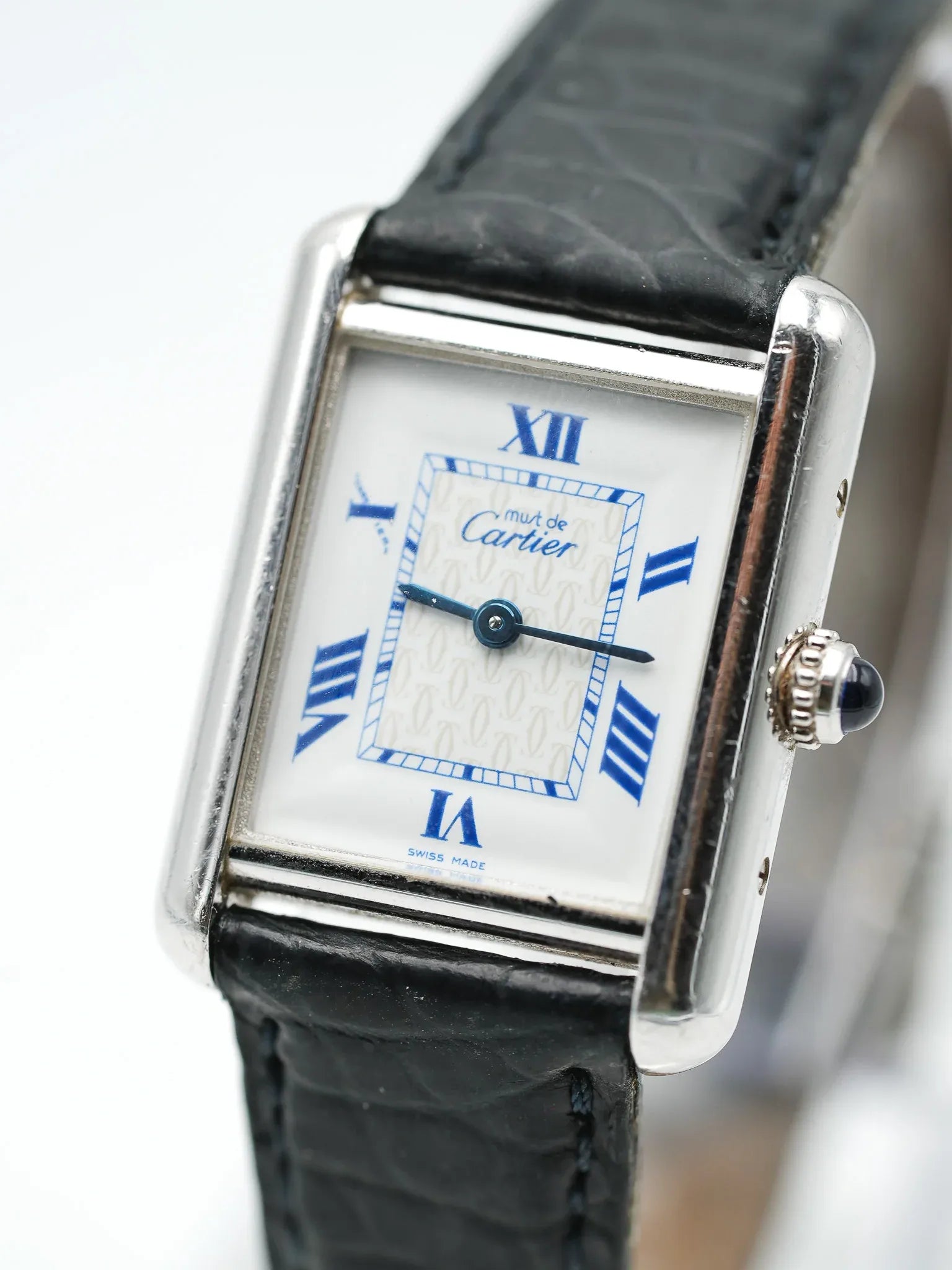 Cartier - Tank Must SM 2416 en argent massif index bleu - 1990s - Atelier Victor - Vintage  Shop