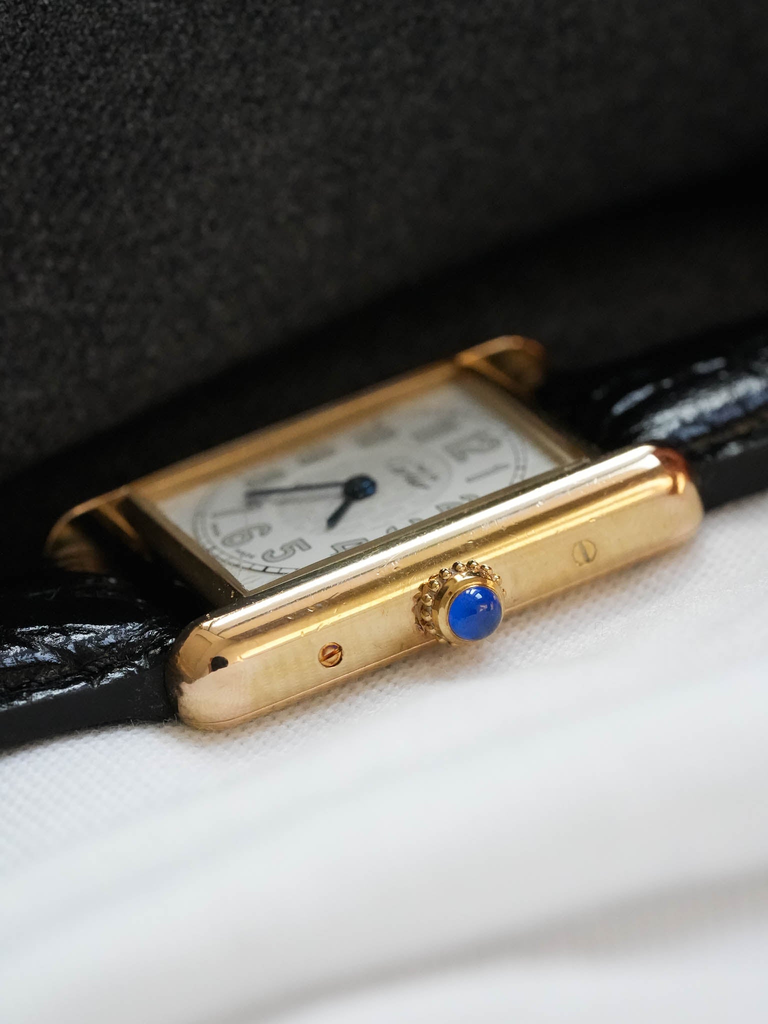 Cartier - Tank Must SM Vermeil Cadran Chiffre Arabes - 1990s - Atelier Victor Paris - Vintage Watch Shop Dubai