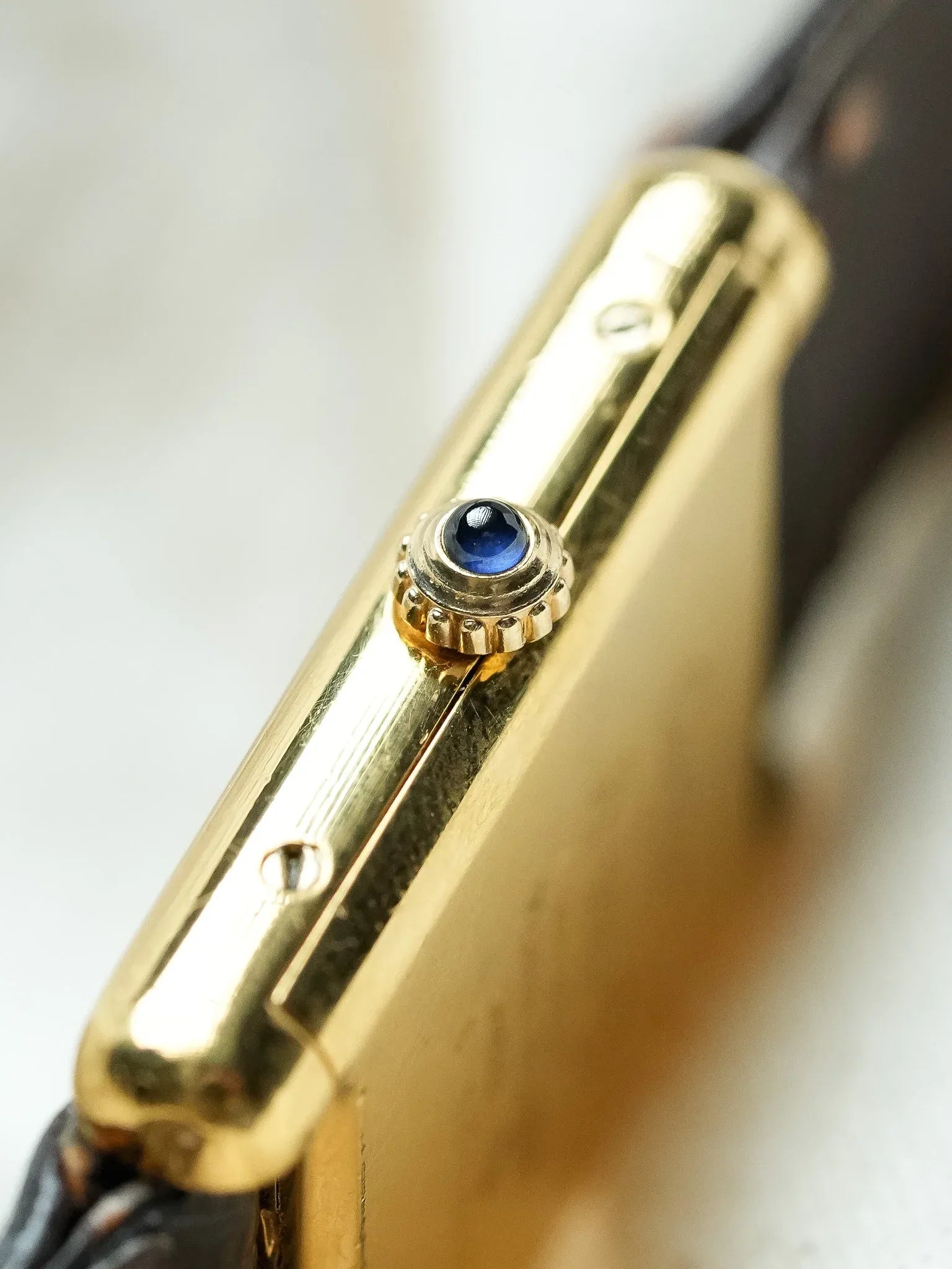 Cartier - Tank Must Vermeil Cadran "Boisé" Spider Medium - 1980s - Atelier Victor - Vintage  Shop
