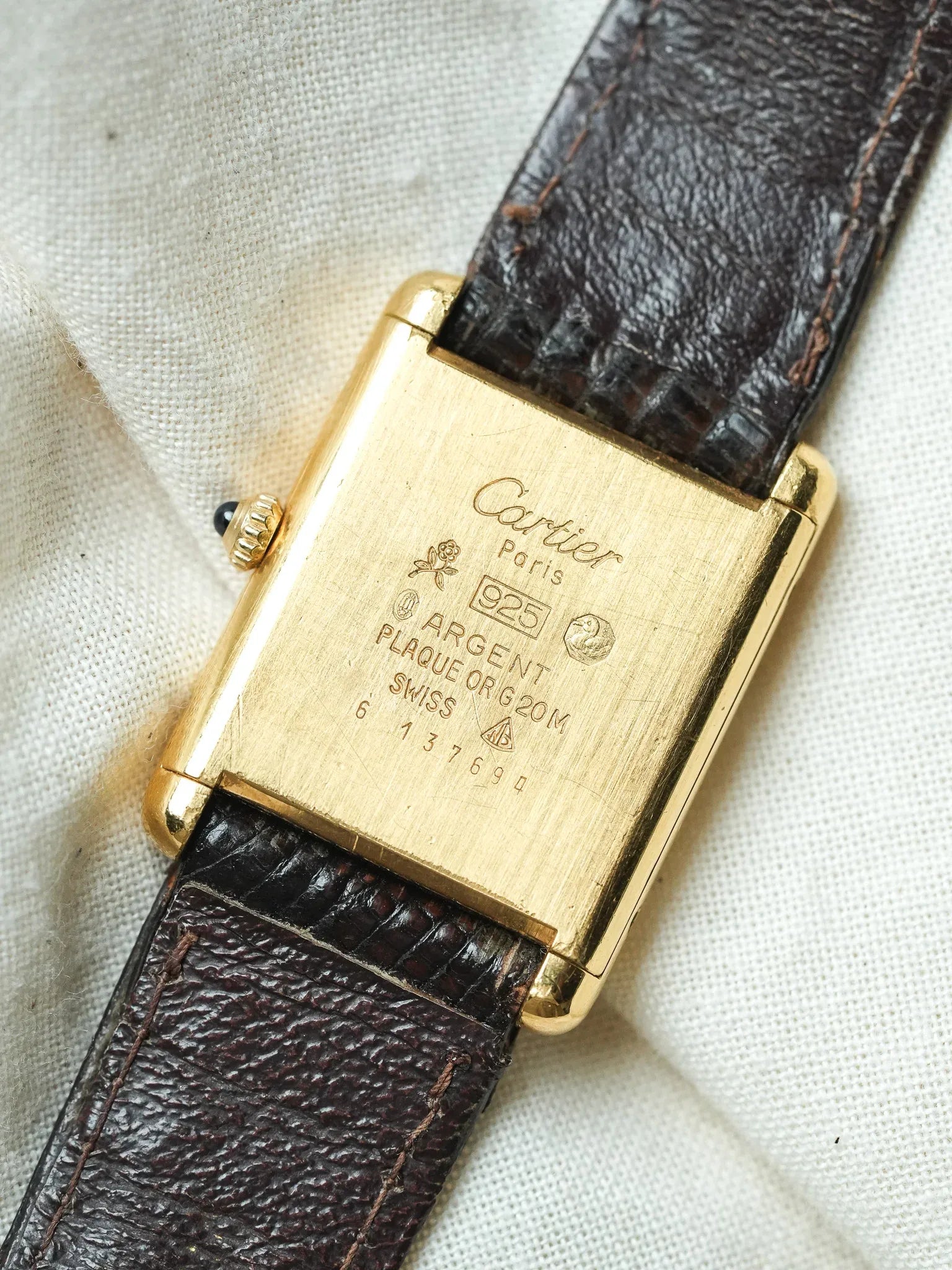 Cartier - Tank Must Vermeil Cadran "Boisé" Spider Medium - 1980s - Atelier Victor - Vintage  Shop