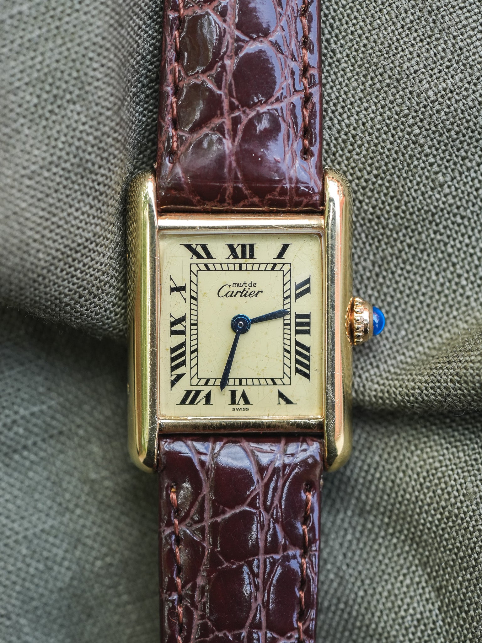 Cartier - Tank Must Vermeil Cadran Jaune Patine Petit modèle quartz - 1980s - Atelier Victor Paris - Vintage Watch Shop Dubai