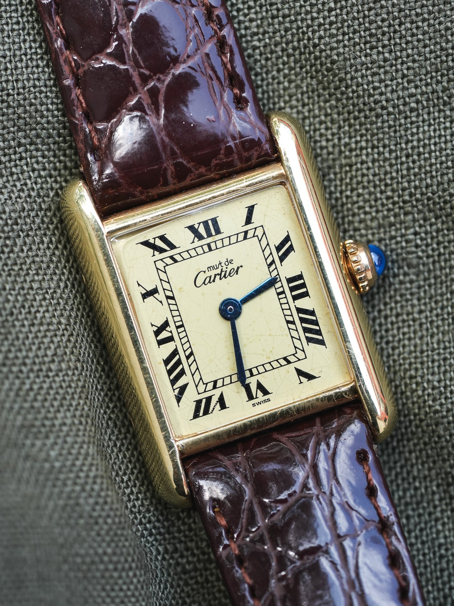 Cartier - Tank Must Vermeil Cadran Jaune Patine Petit modèle quartz - 1980s - Atelier Victor Paris - Vintage Watch Shop Dubai