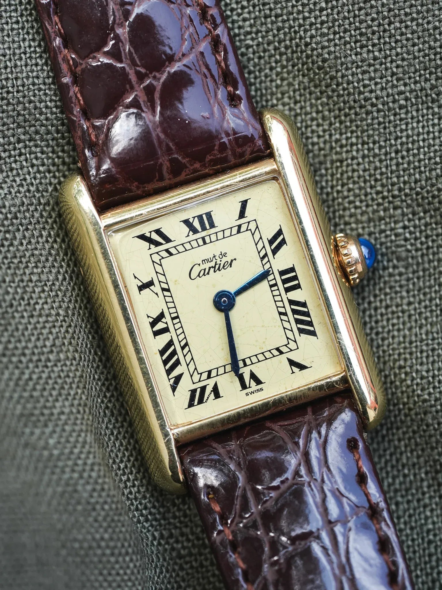 Cartier - Tank Must Vermeil Cadran Jaune Patine Petit modèle quartz - 1980s - Atelier Victor - Vintage  Shop