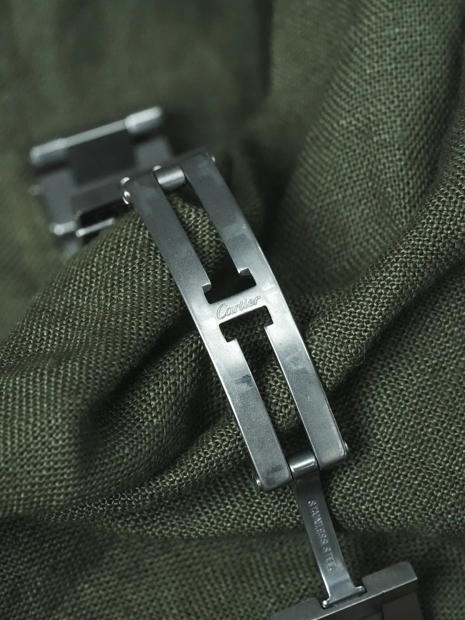 Cartier - Tank Solo Medium ref: 3170 Steel Bracelet Silver Dial - 2000s 