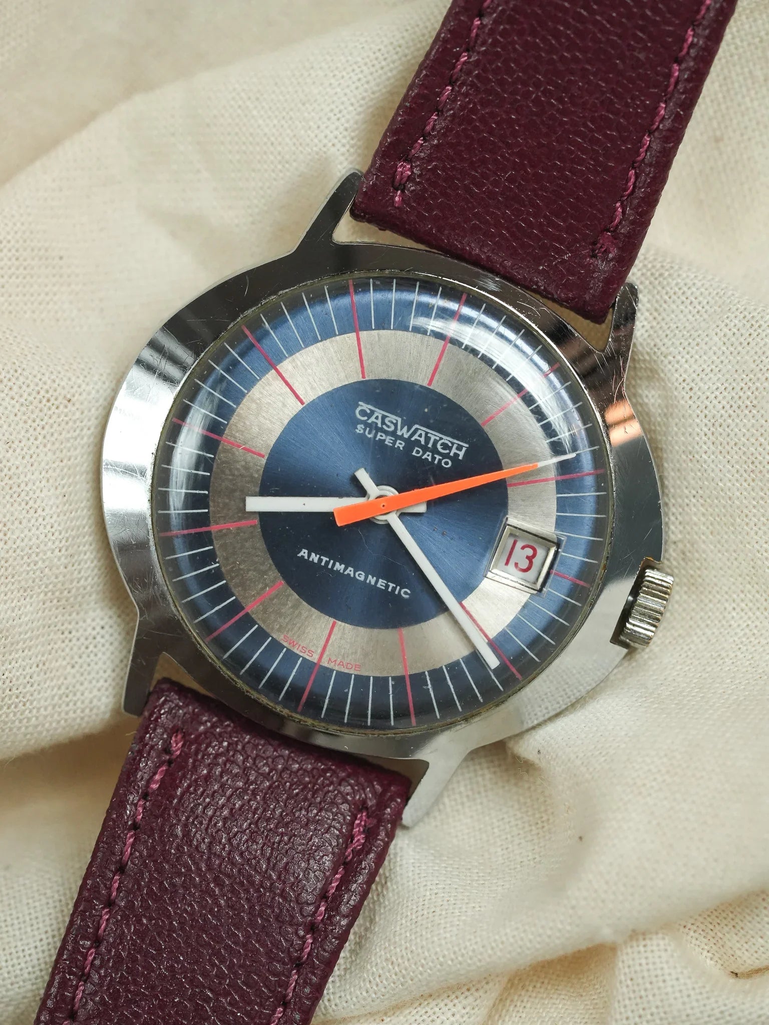 CasWatch - Super Dato Bordeaux - 1970s - Atelier Victor - Vintage  Shop