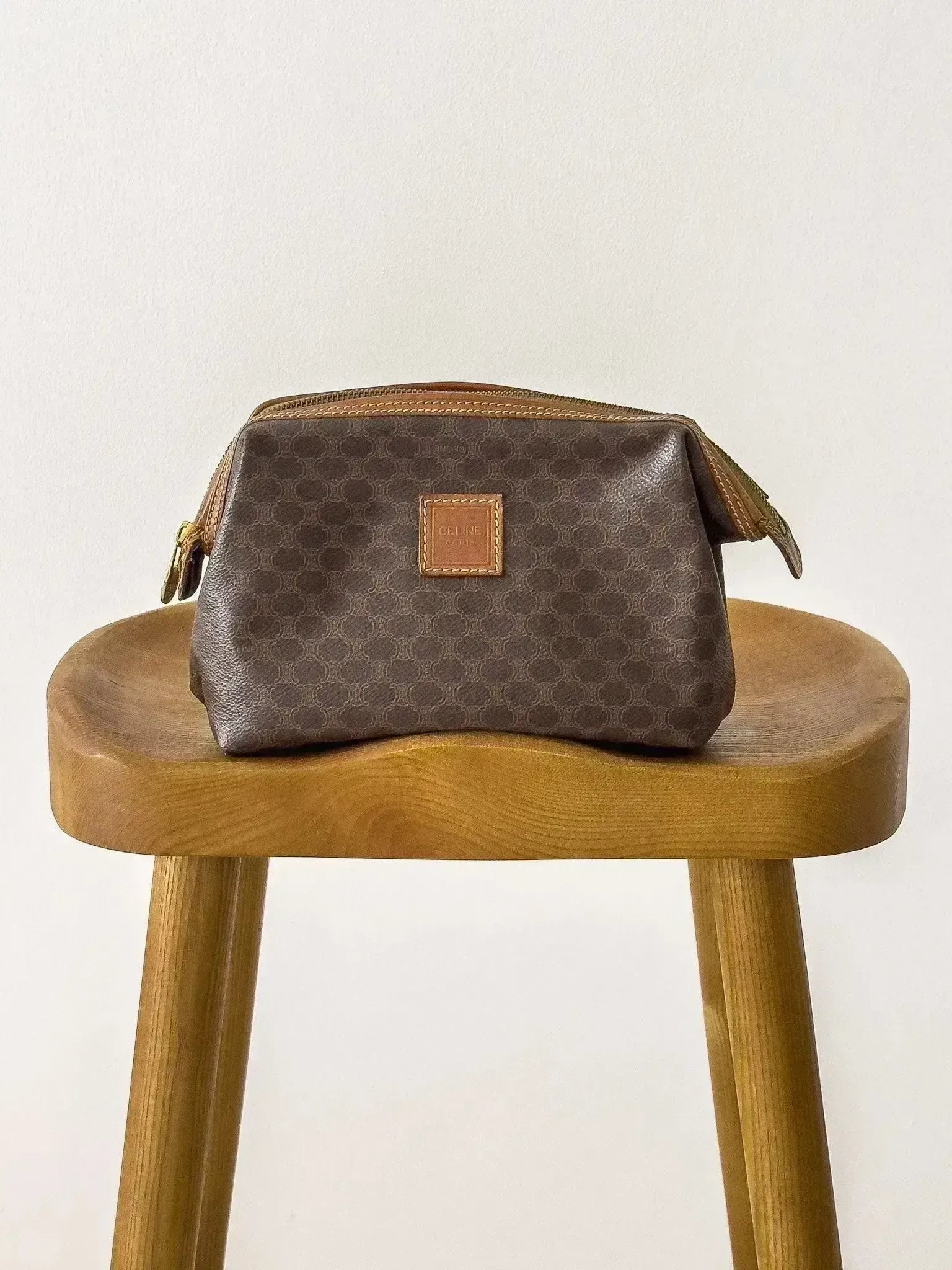 Celine - pouch Cosmetics