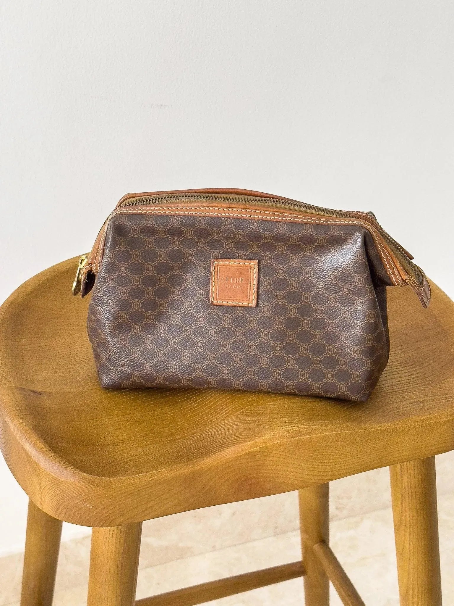 Celine - Pochette Cosmétique - Atelier Victor Paris - Vintage Watch Shop Dubai