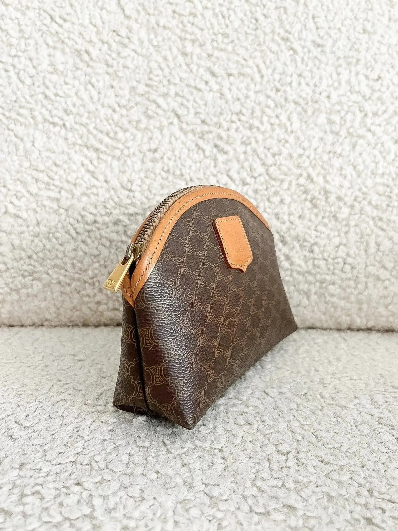 Celine - Pochette Taille M - Atelier Victor Paris - Vintage Watch Shop Dubai