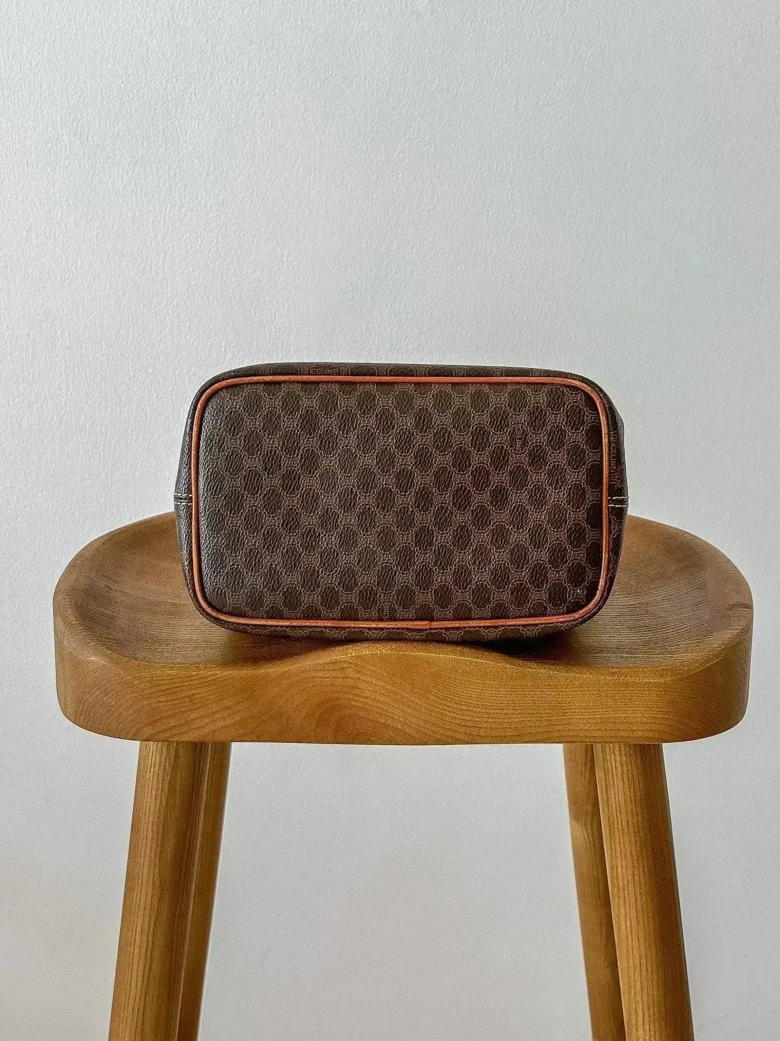 Celine - Pouch vintage Size XL in canvas triomphe and leather