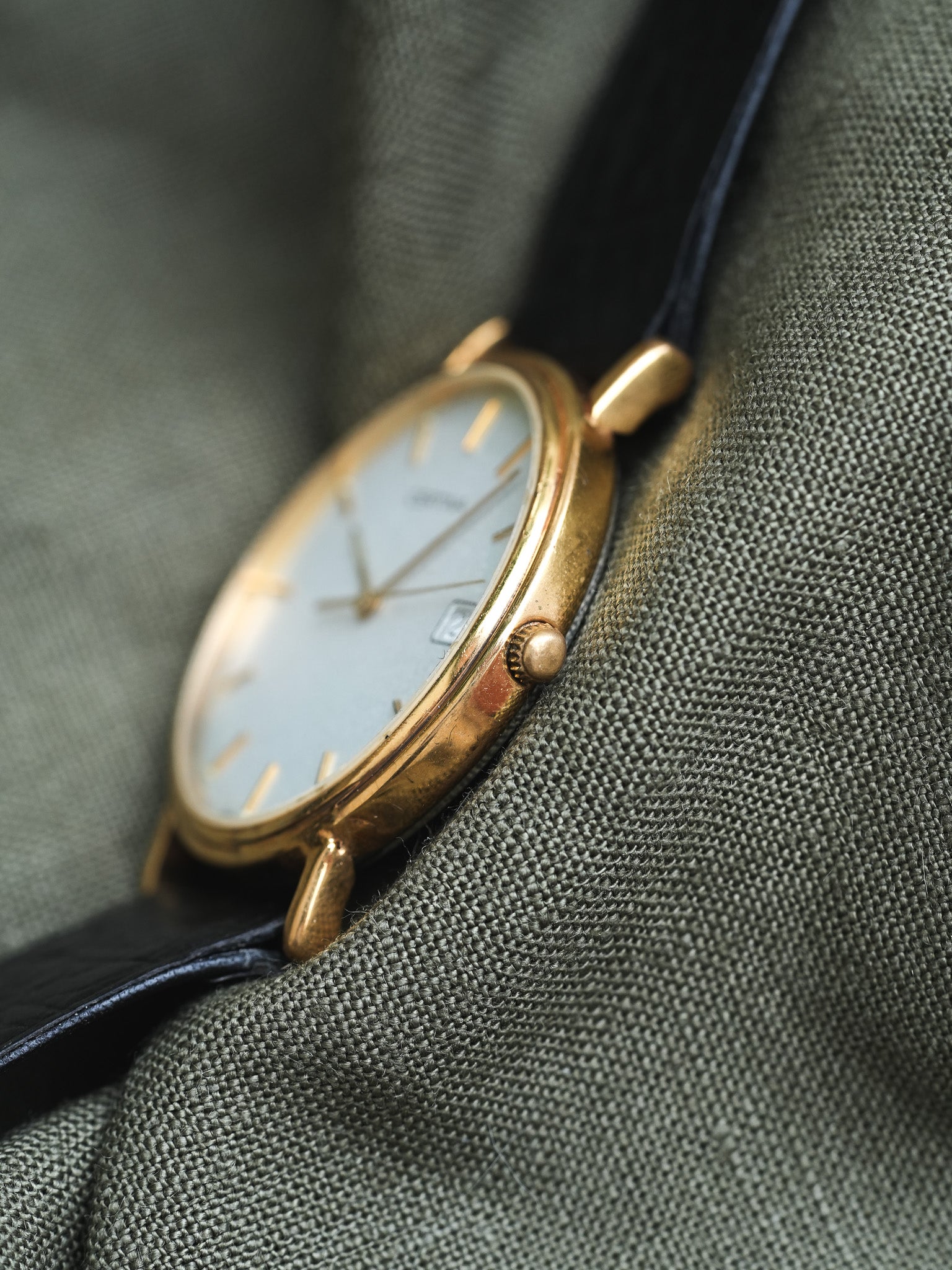 Certina - Dust plaqué or Date - 1990s - Atelier Victor - Vintage  Shop