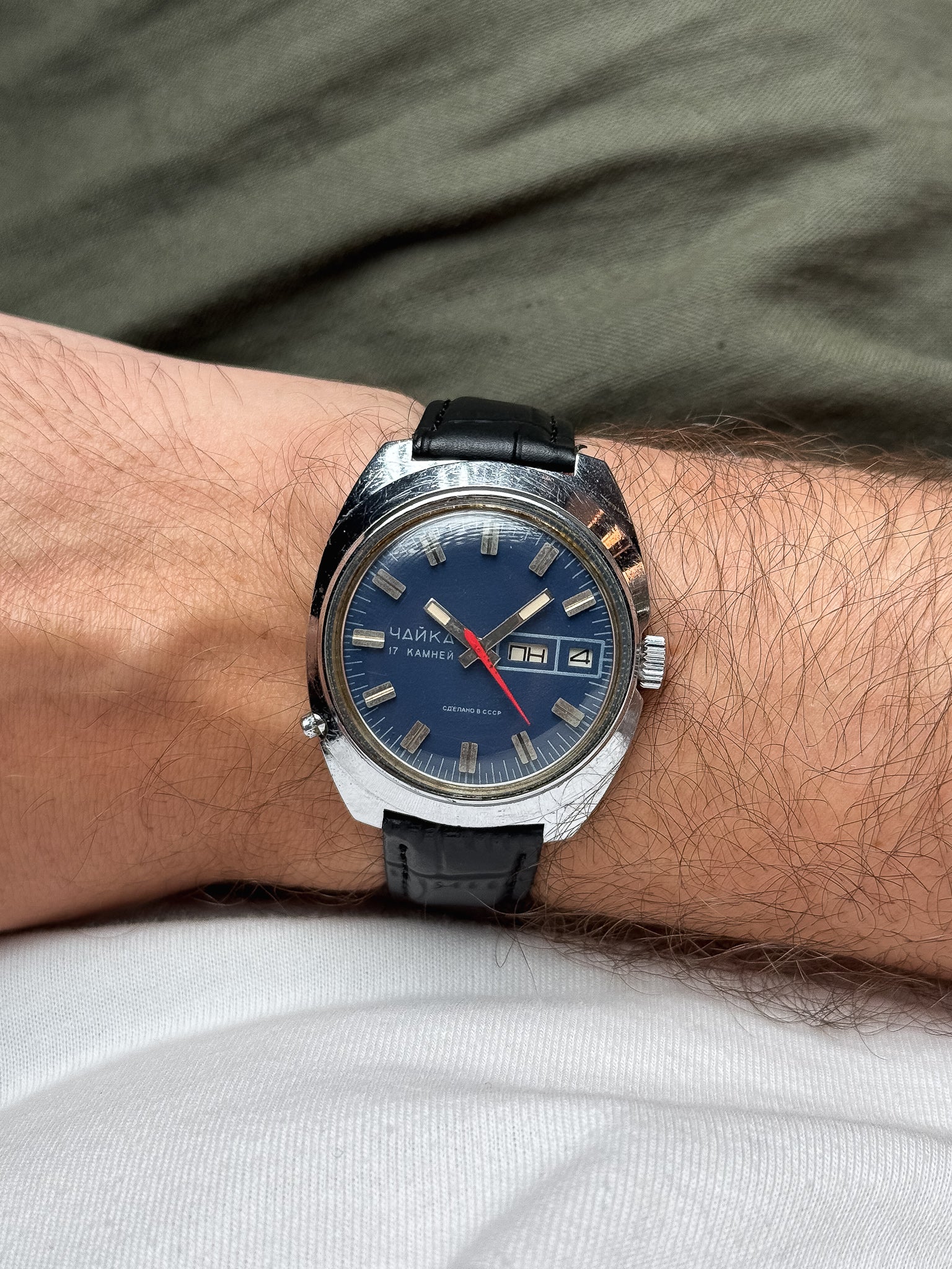 Chaika - Tonneau Jumbo Daydate Bleu - 1980s - Atelier Victor - Vintage Watch Shop