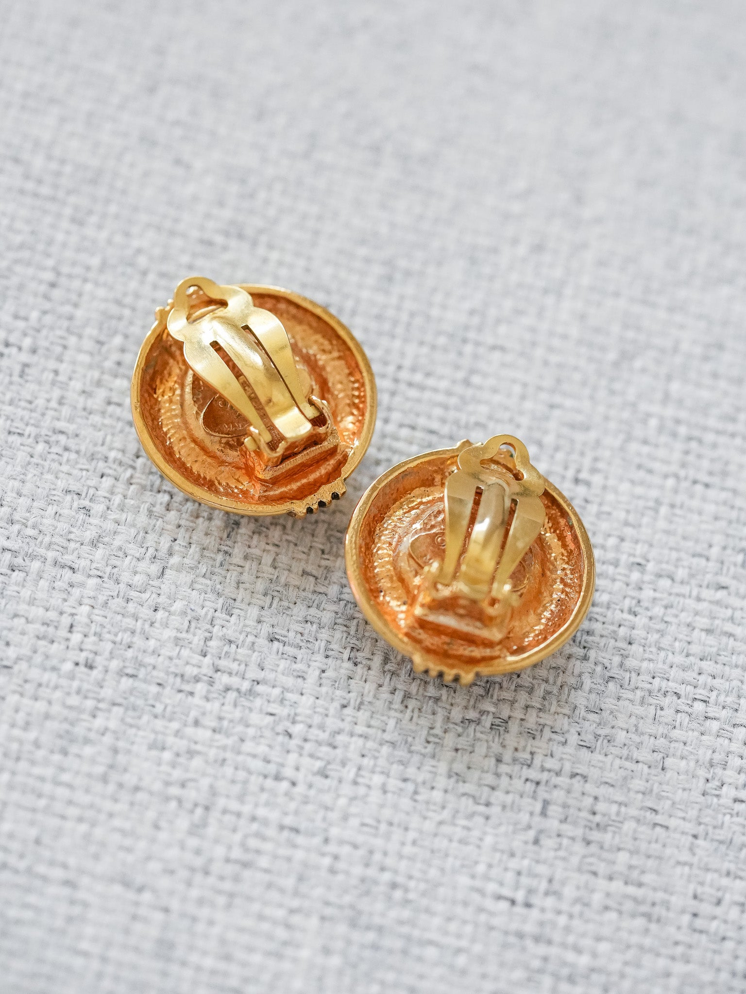 Chanel - Boucles d'oreilles perle - Atelier Victor Paris - Vintage Watch Shop Dubai