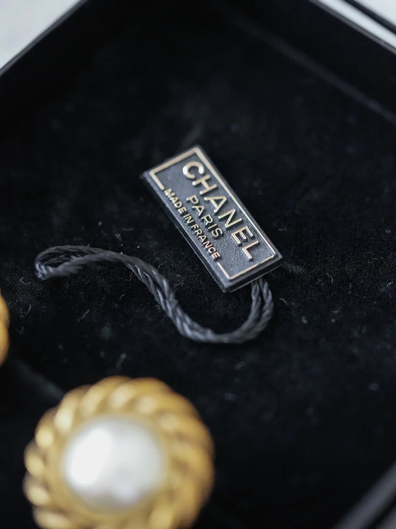 Chanel - Boucles d'oreilles vintage perle 1980 - Atelier Victor