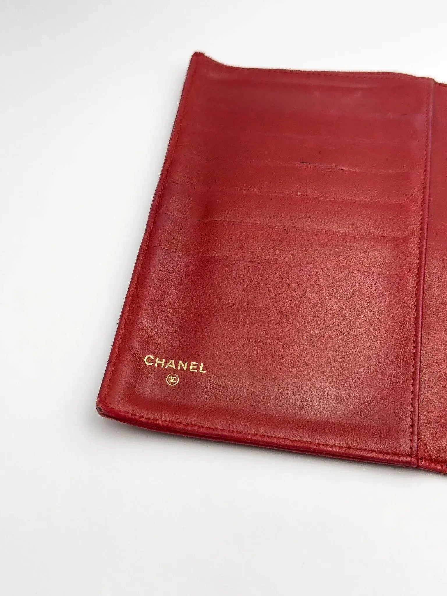 Chanel - Grand Portefeuille Rouge - Atelier Victor