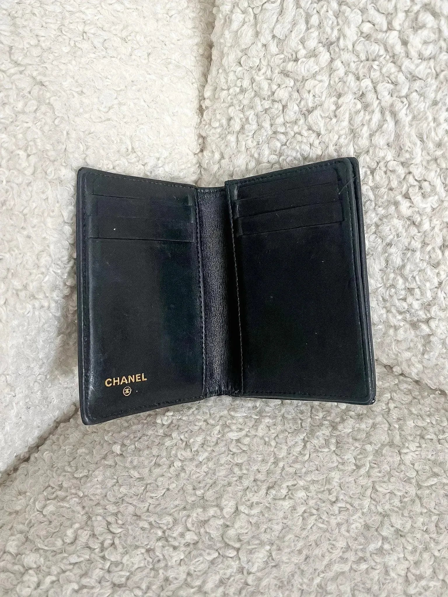 Chanel - Porte-cartes Cuir Verni Noir - Atelier Victor