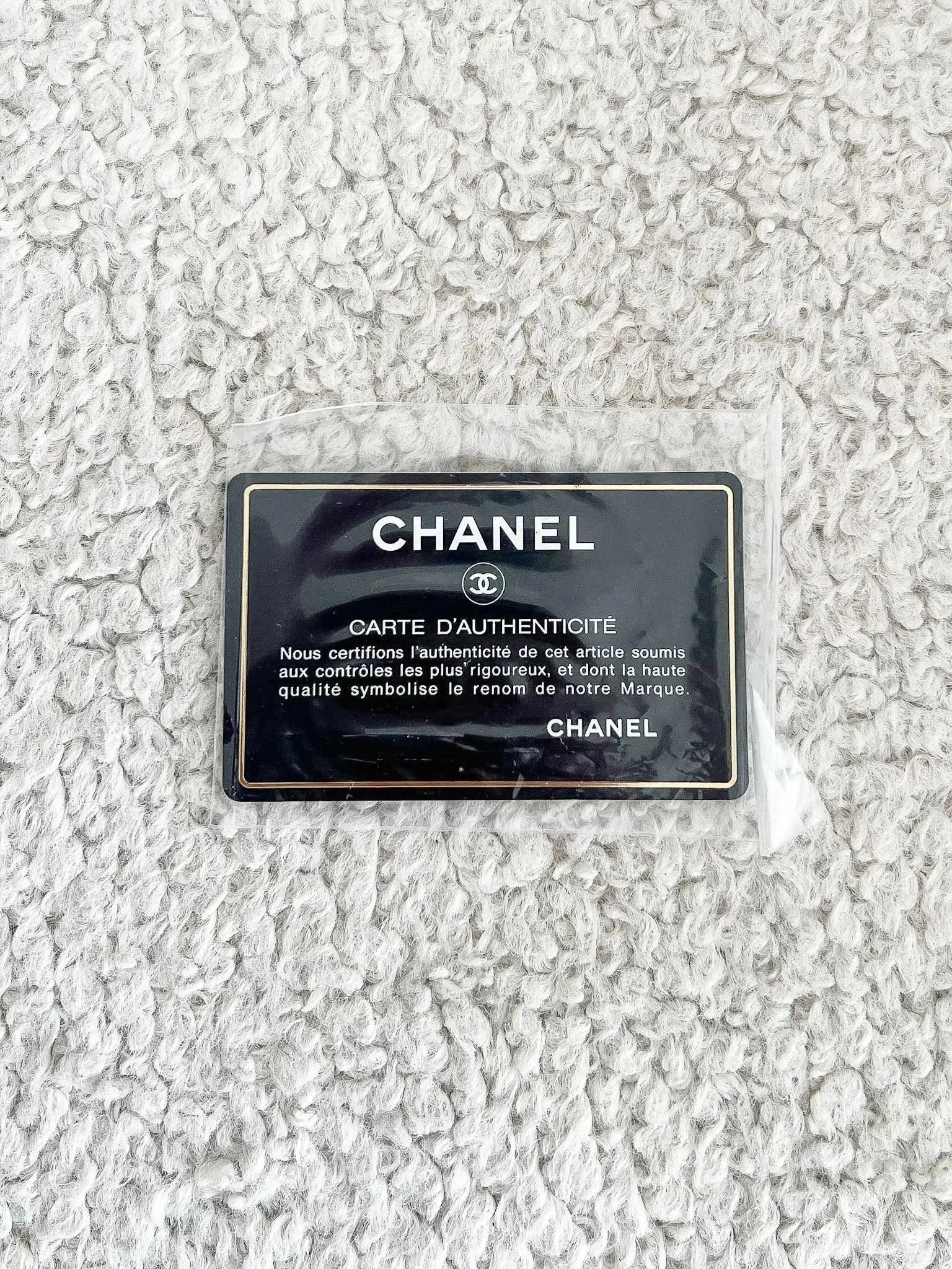 Chanel - Portefeuille Noir Brillant - Atelier Victor - Vintage  Shop