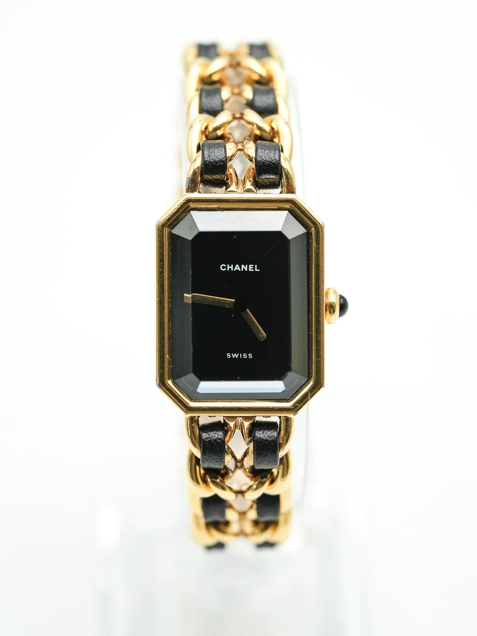 Chanel - Première Taille M Dorée et Cuir - 1990s - Atelier Victor