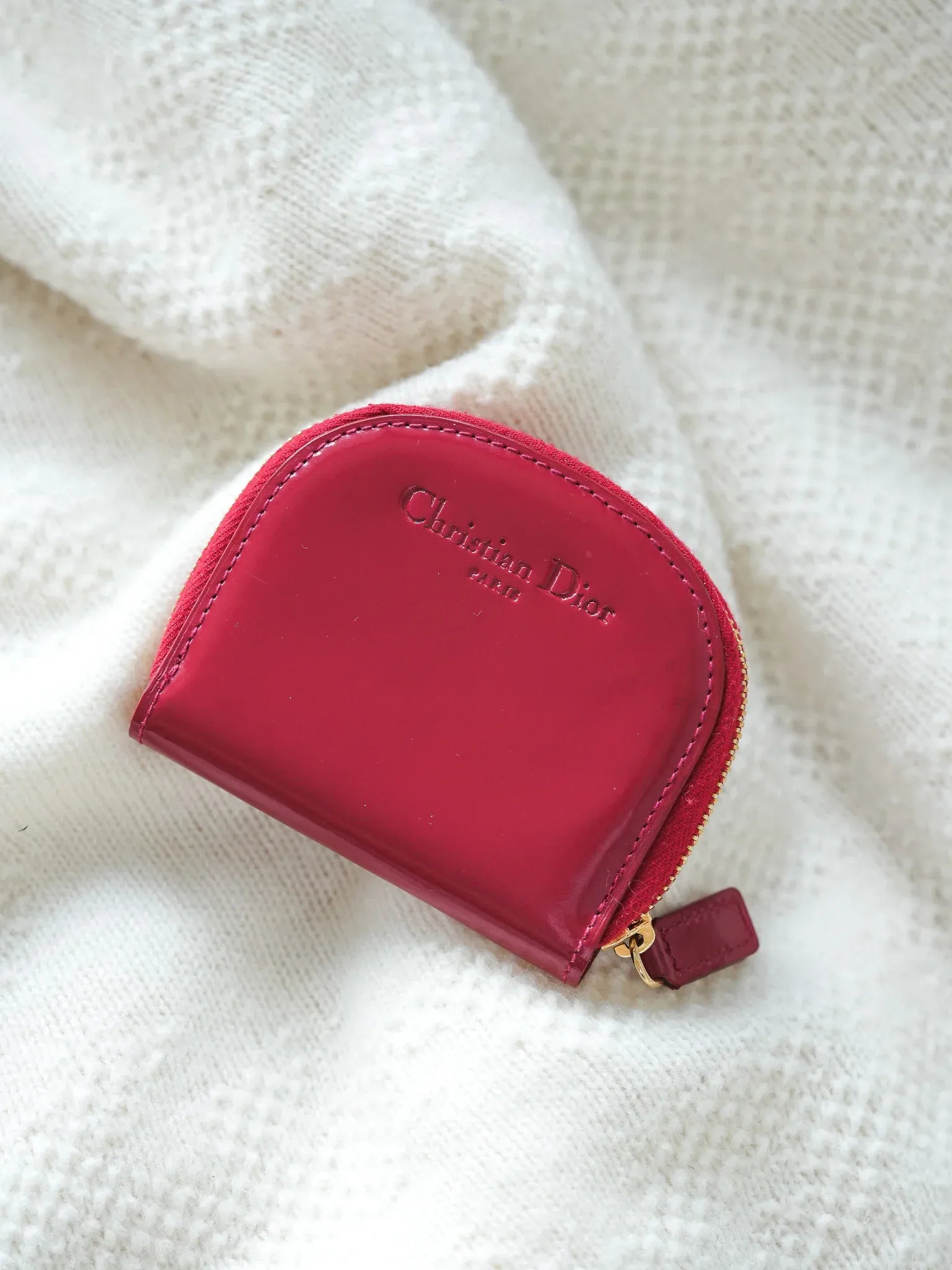 Christian Dior - Porte-monnaie rouge vernis - Atelier Victor