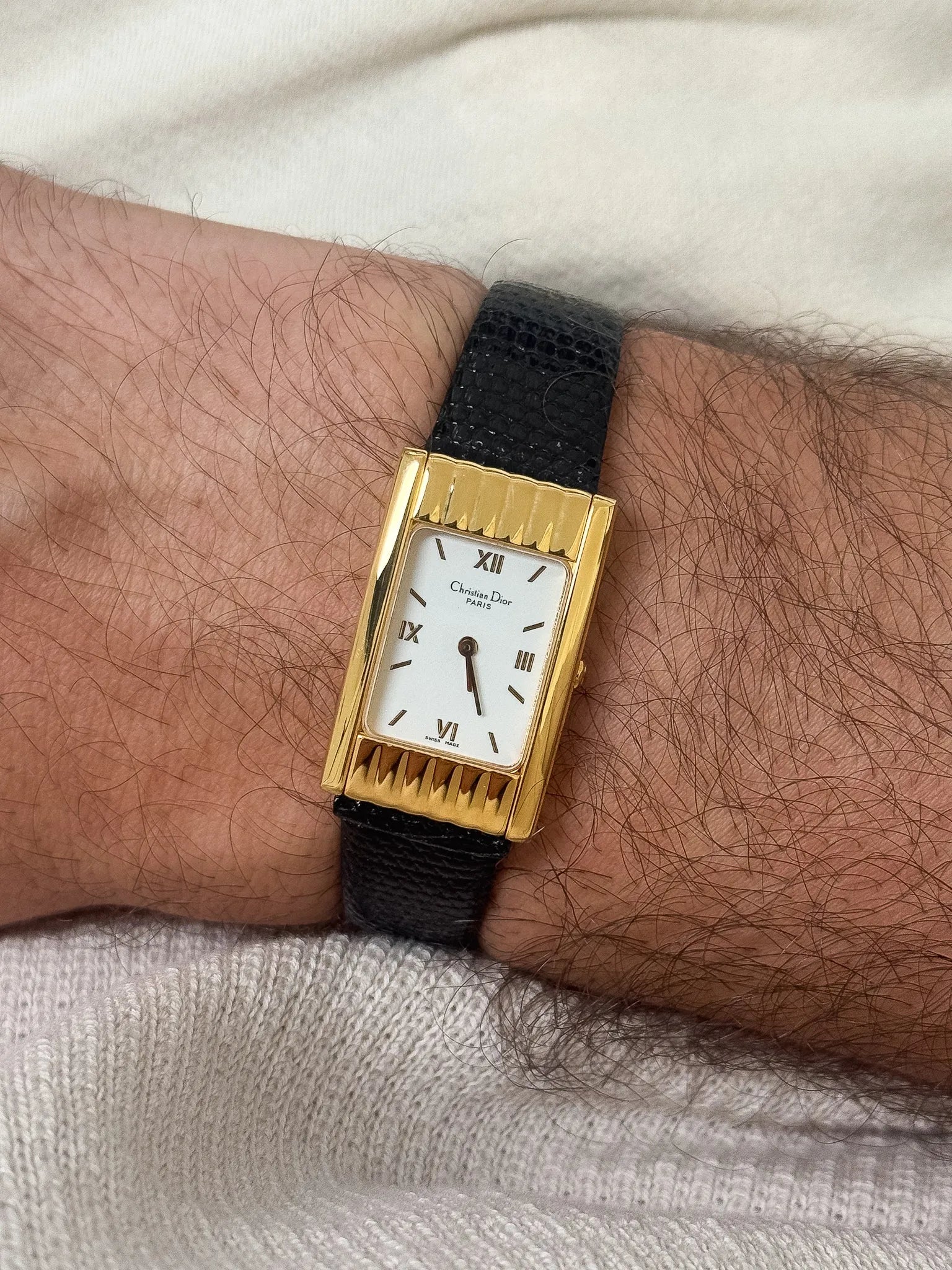 Christian Dior - Tank Vagues Plaqué or Cadran blanc - 1990s - Atelier Victor