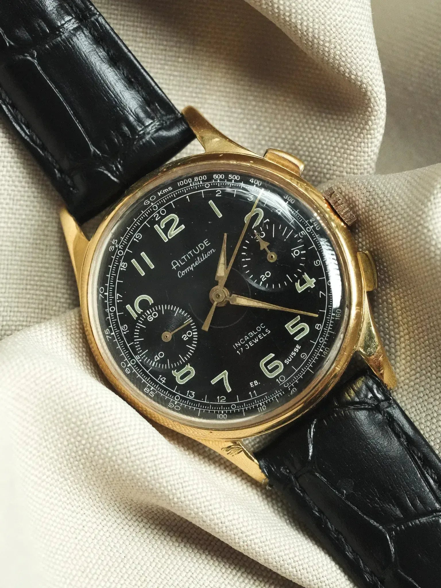 Chronograph Altitude Competition Gold-Plated Venus 188 — Black