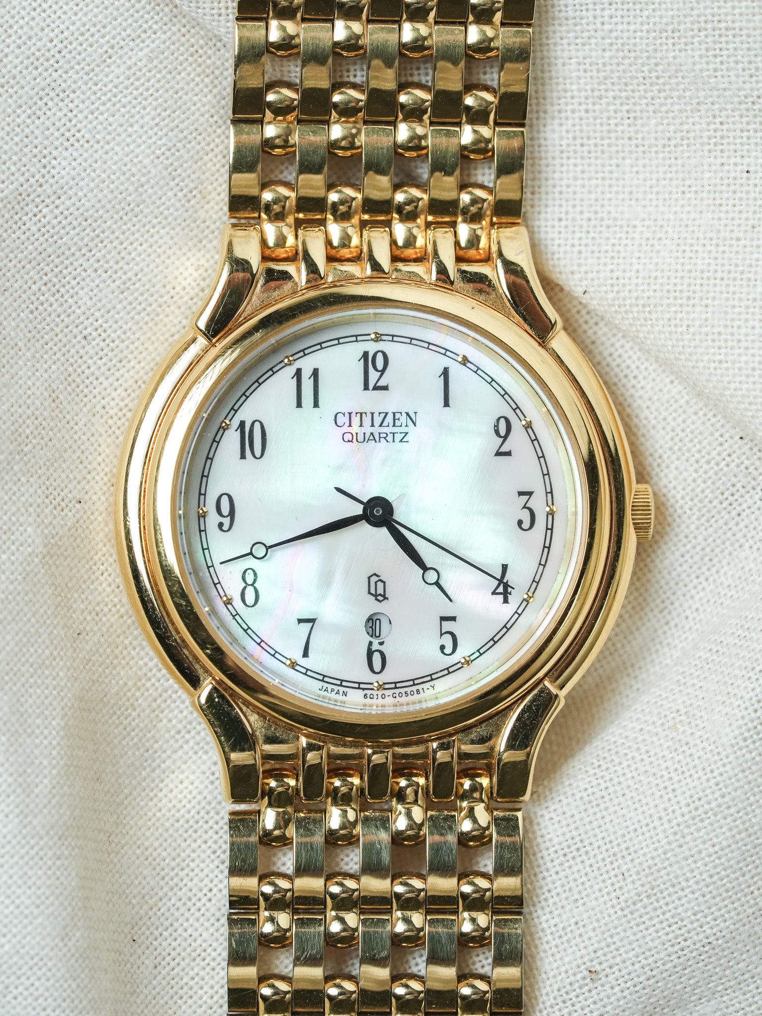 Citizen - Bracelet Maille Or Cadran nacre date - 1997 - Atelier Victor - Vintage  Shop