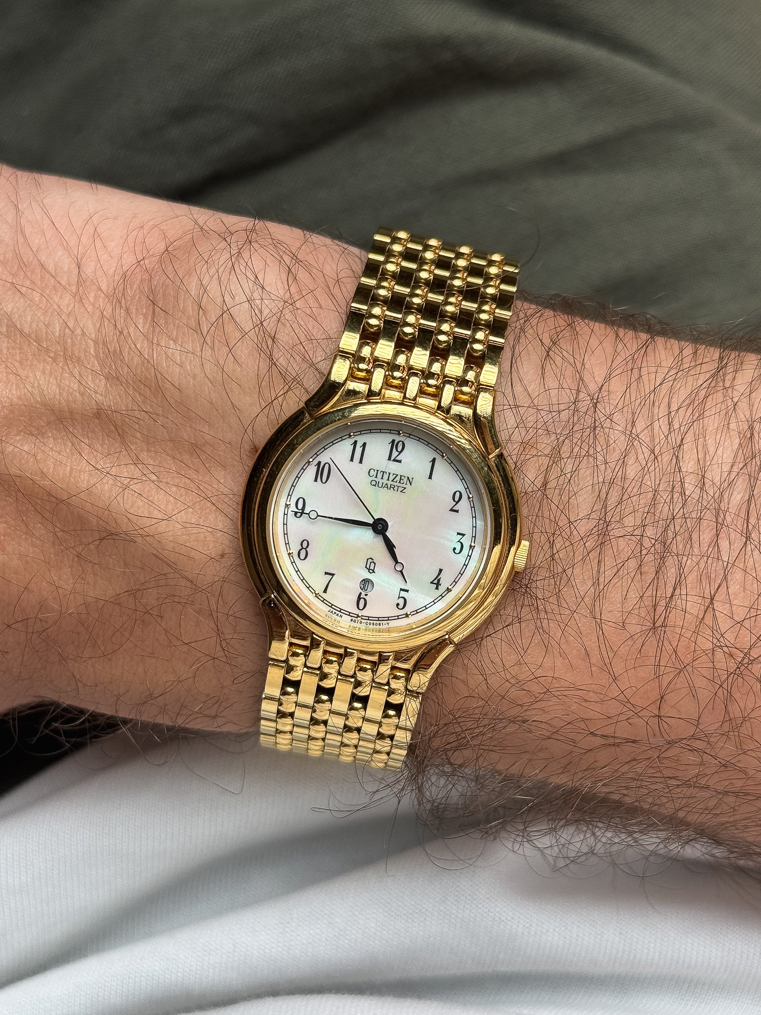 Citizen - Bracelet Maille Or Cadran nacre date - 1997 - Atelier Victor - Vintage Watch Shop