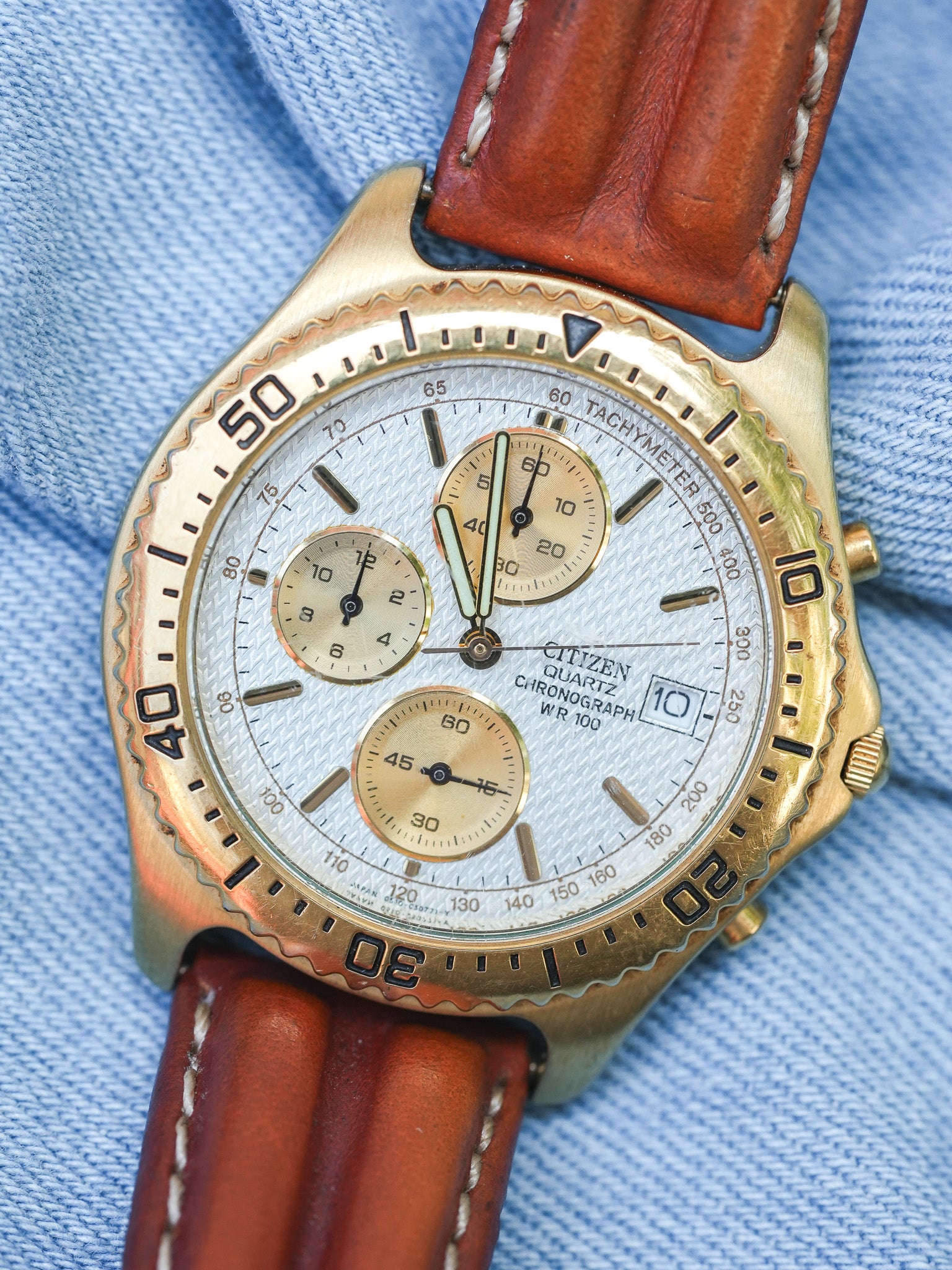 Citizen - Chronographe Date Or Tapisserie - 1997 - Atelier Victor - Vintage  Shop