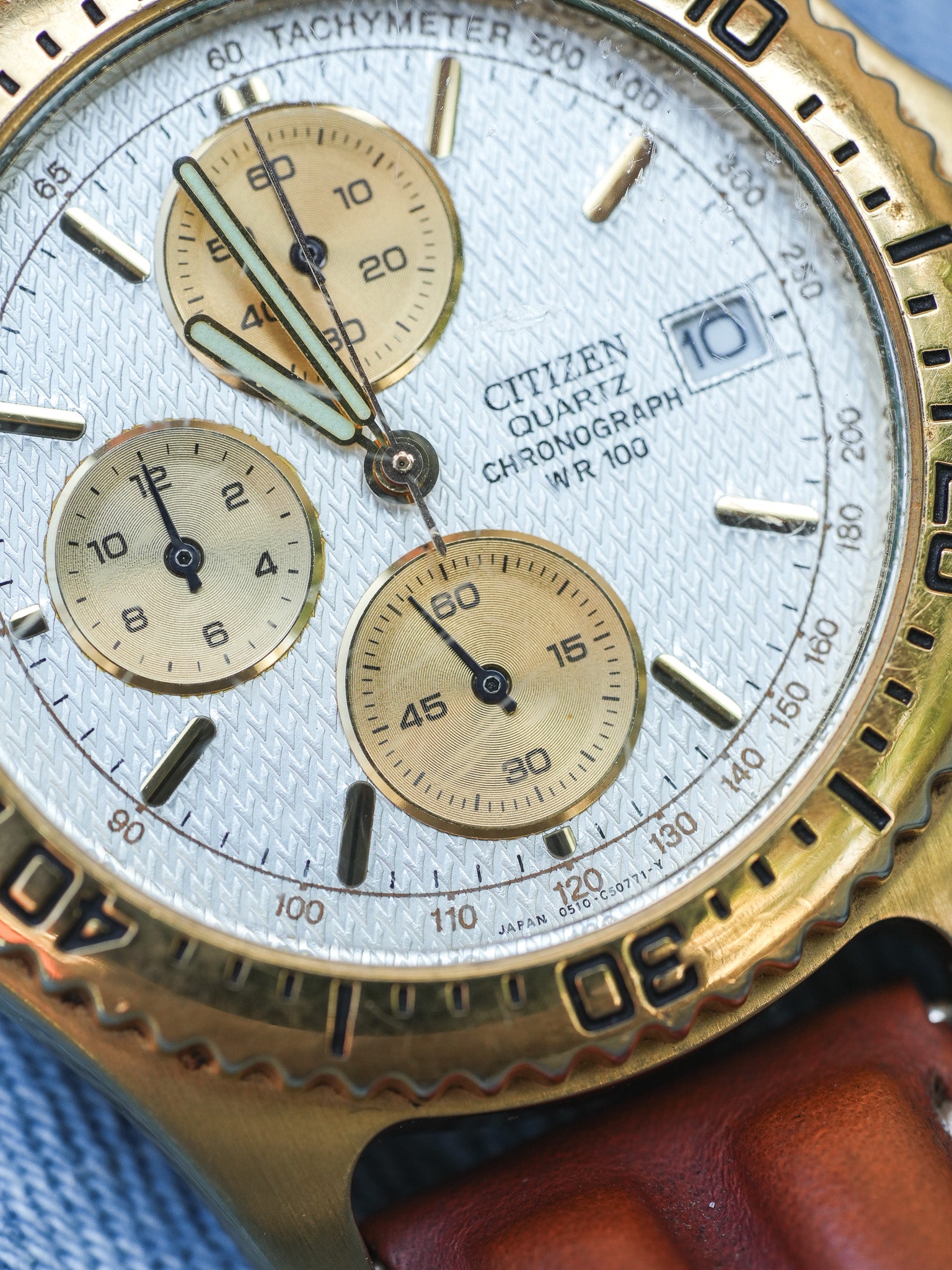 Citizen - Chronographe Date Or Tapisserie - 1997 - Atelier Victor - Vintage  Shop