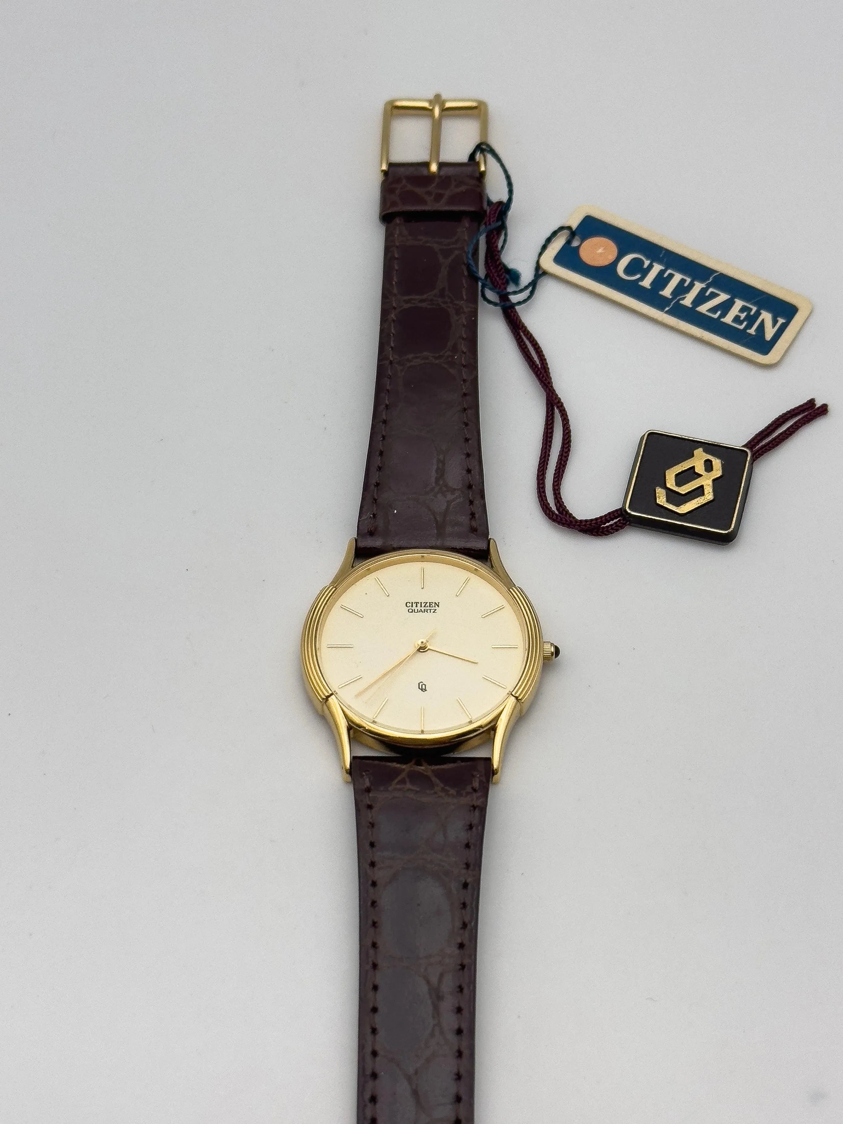 Citizen - Lemon Gold Cabochon - NOS - 1980s - Atelier Victor Paris - Vintage Watch Shop Dubai