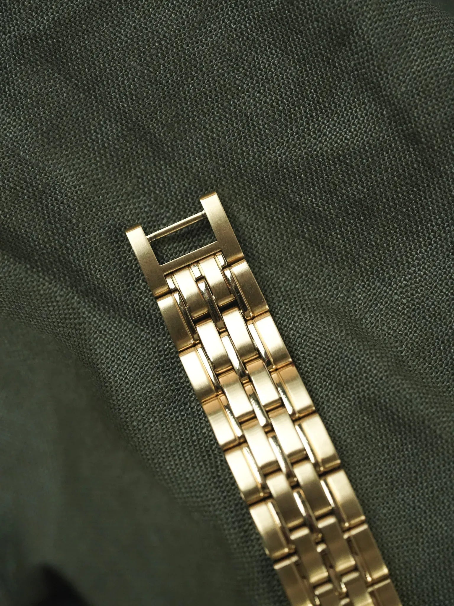 Citizen - Maille Or Cadran Or Date - 1990s - Atelier Victor