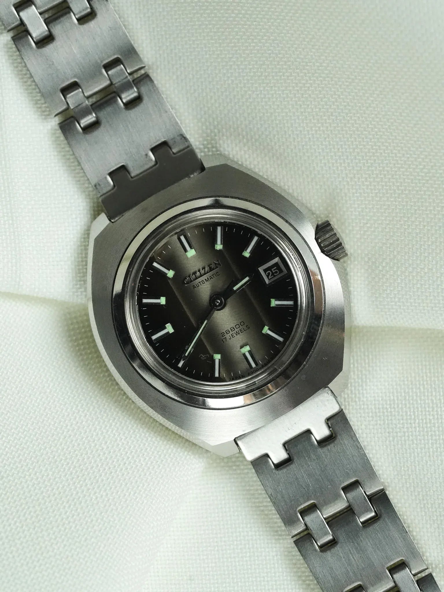 Citizen - Mini Disco Volante Moka Bracelet Acier - Neuve de Stock - 1980s - Atelier Victor - Vintage  Shop