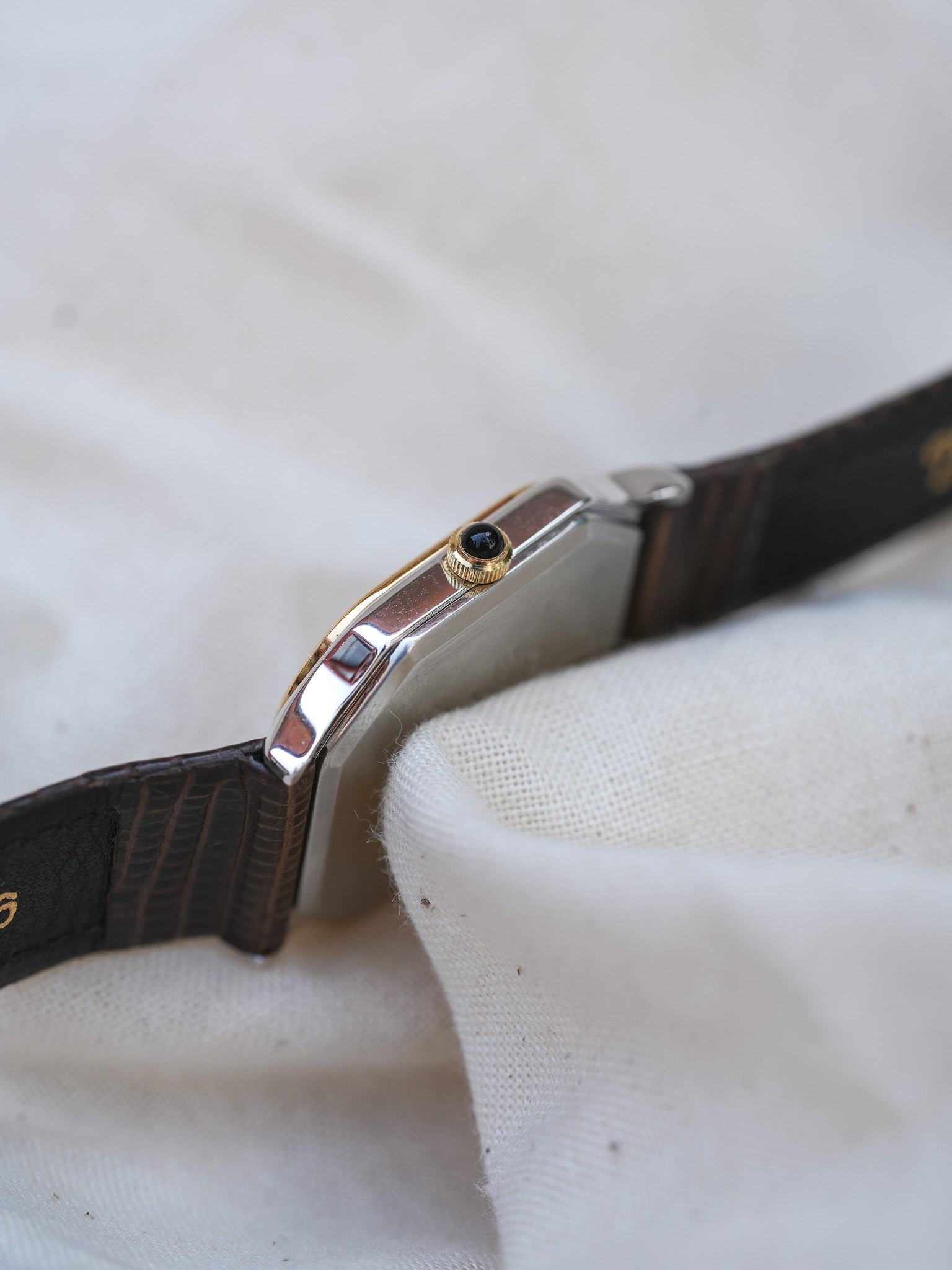 Citizen - Octogonale Bicolore Cadran Or - NOS - 1982 - Atelier Victor - Vintage  Shop