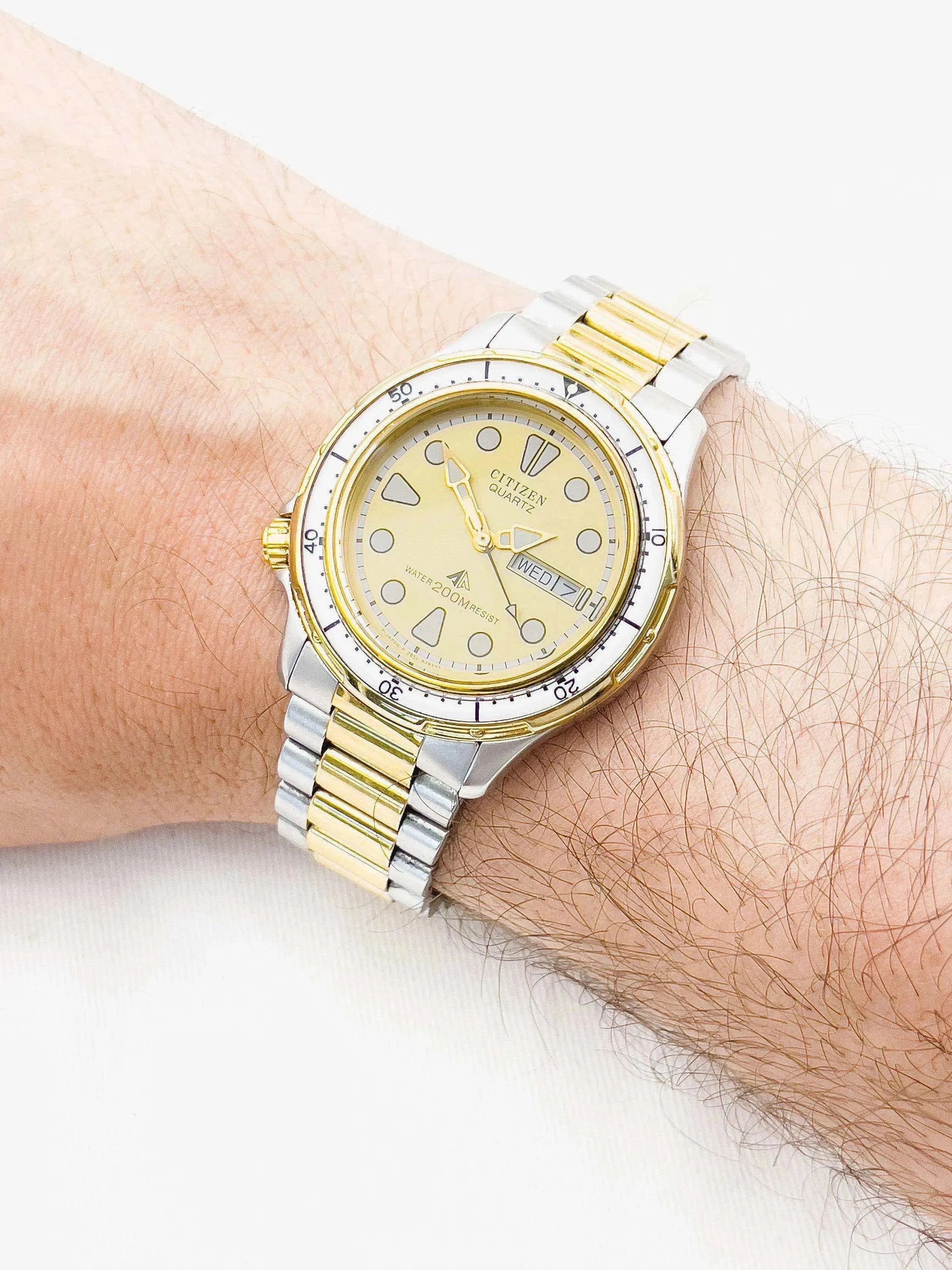 Citizen - Quartz Gold / Acier Daydate Kanji- 1990's - Atelier Victor Paris - Vintage Watch Shop Dubai