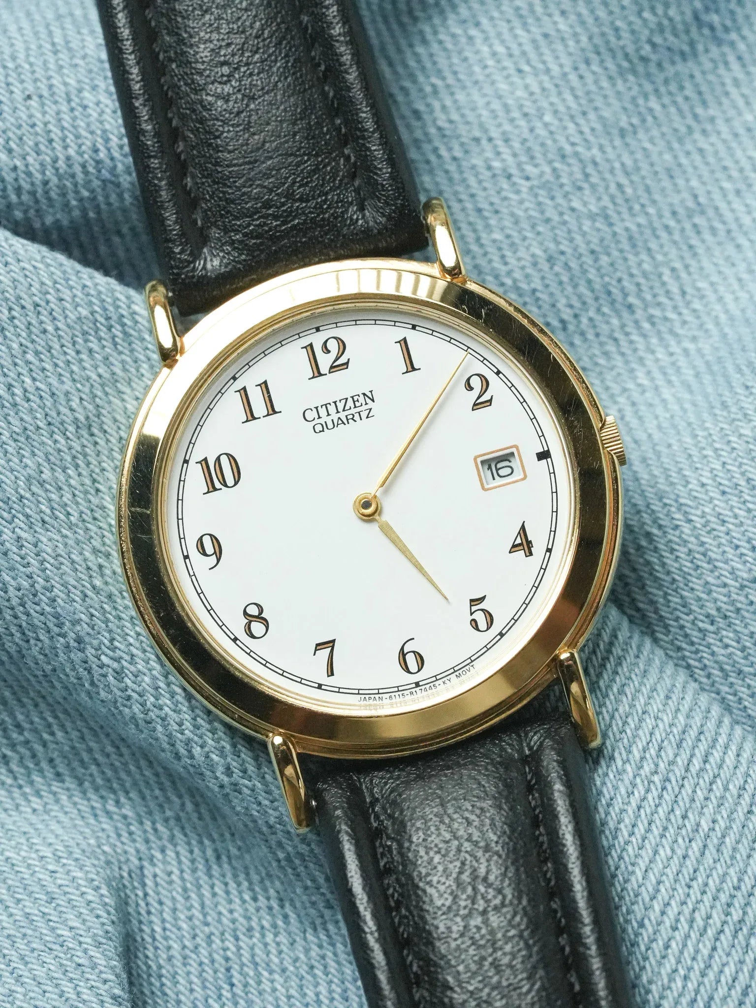 Citizen - Ronde Or cadran blanc date 3H - 1992 - Atelier Victor