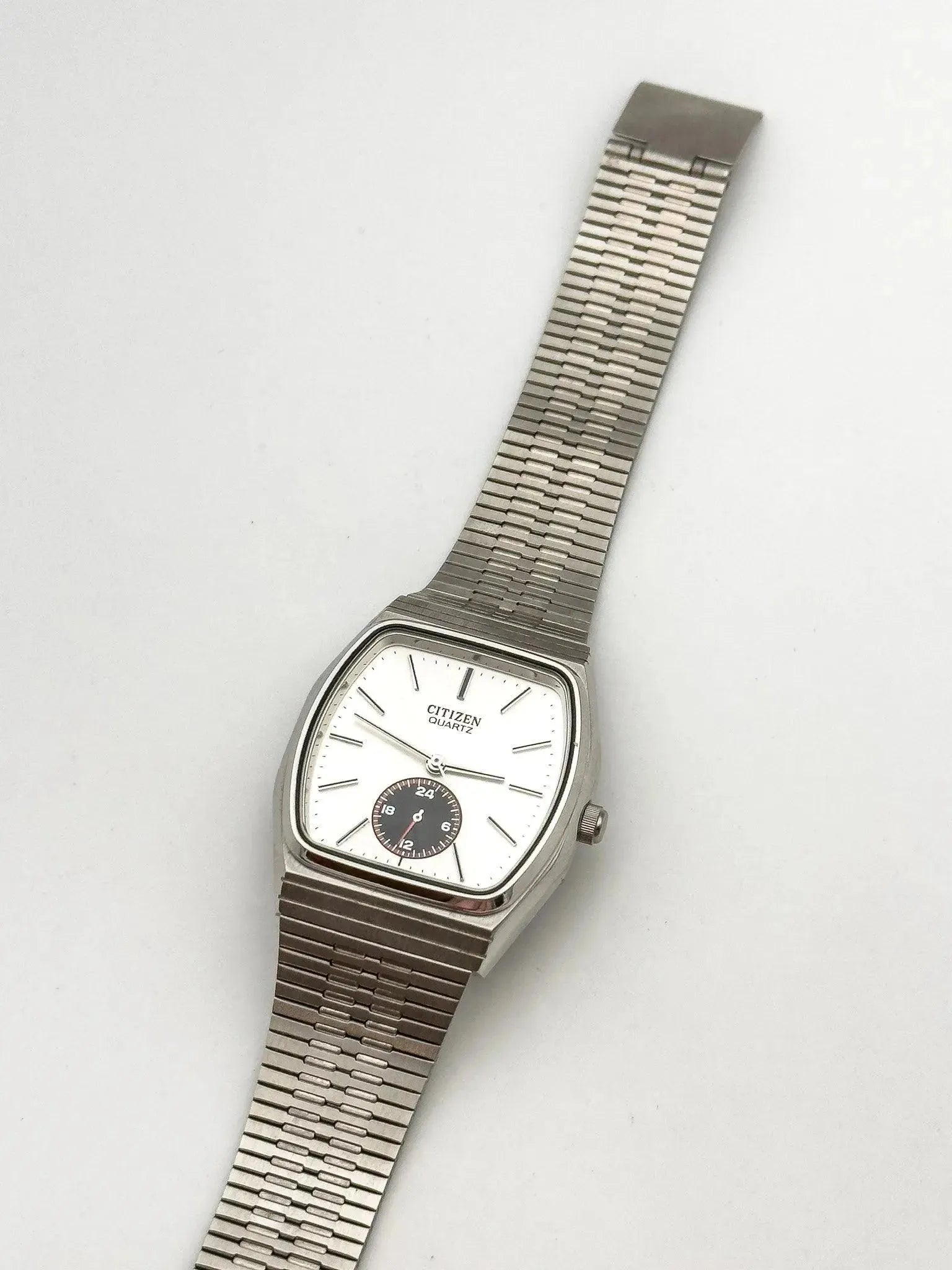 Citizen - Sub Second Steel - 1984 - Atelier Victor Paris - Vintage Watch Shop Dubai