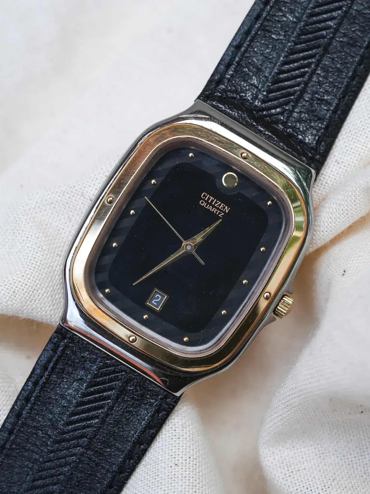 Citizen - Tank Steel Gold Watch date 6h - NOS - 1985 - Atelier Victor