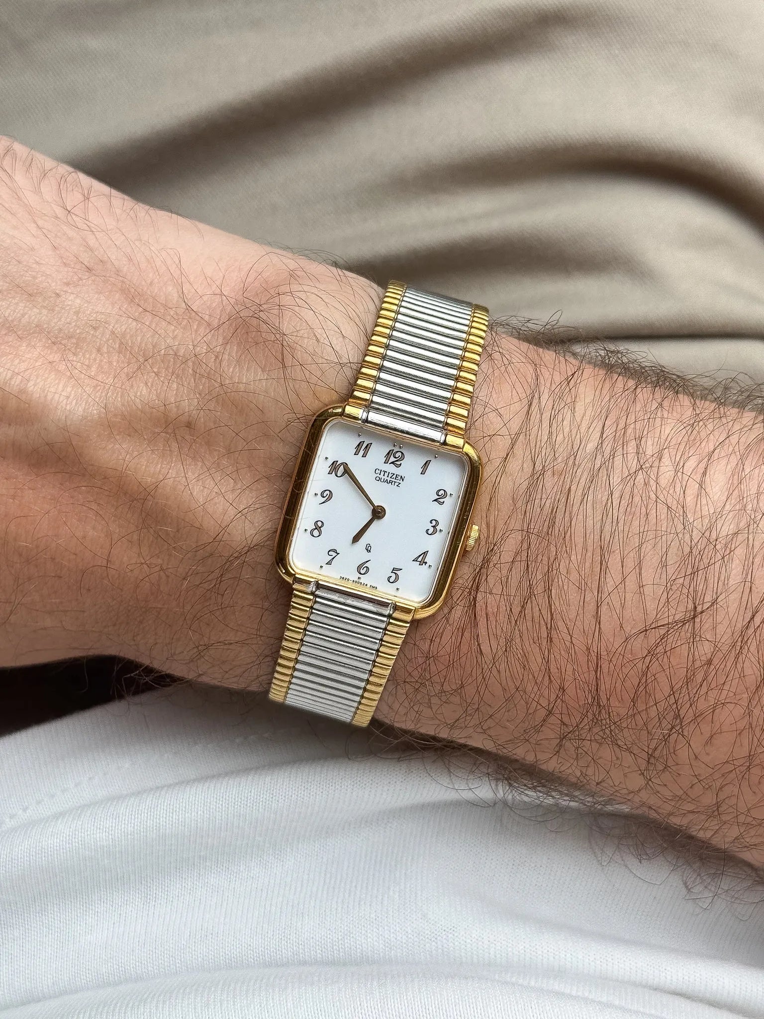 Citizen - Tank bracelet intégré acier or - NOS - 1990s - Atelier Victor